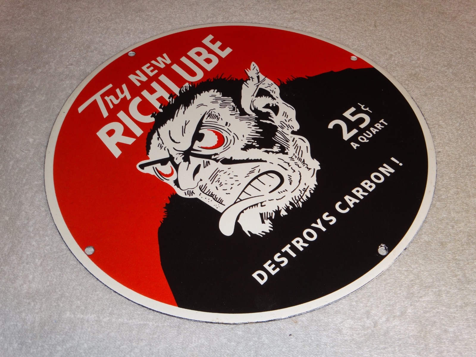 VINTAGE RICHLUBE MONKEY 25 c QUART APE 11 3/4″ PORCELAIN METAL GASOLINE OIL SIGN