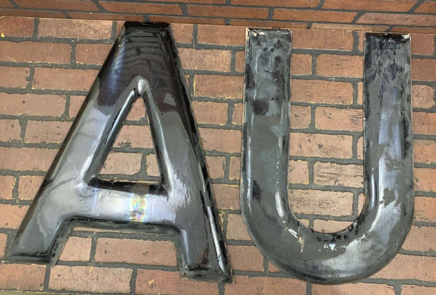 Vintage Porcelain Metal Sign Letters A U