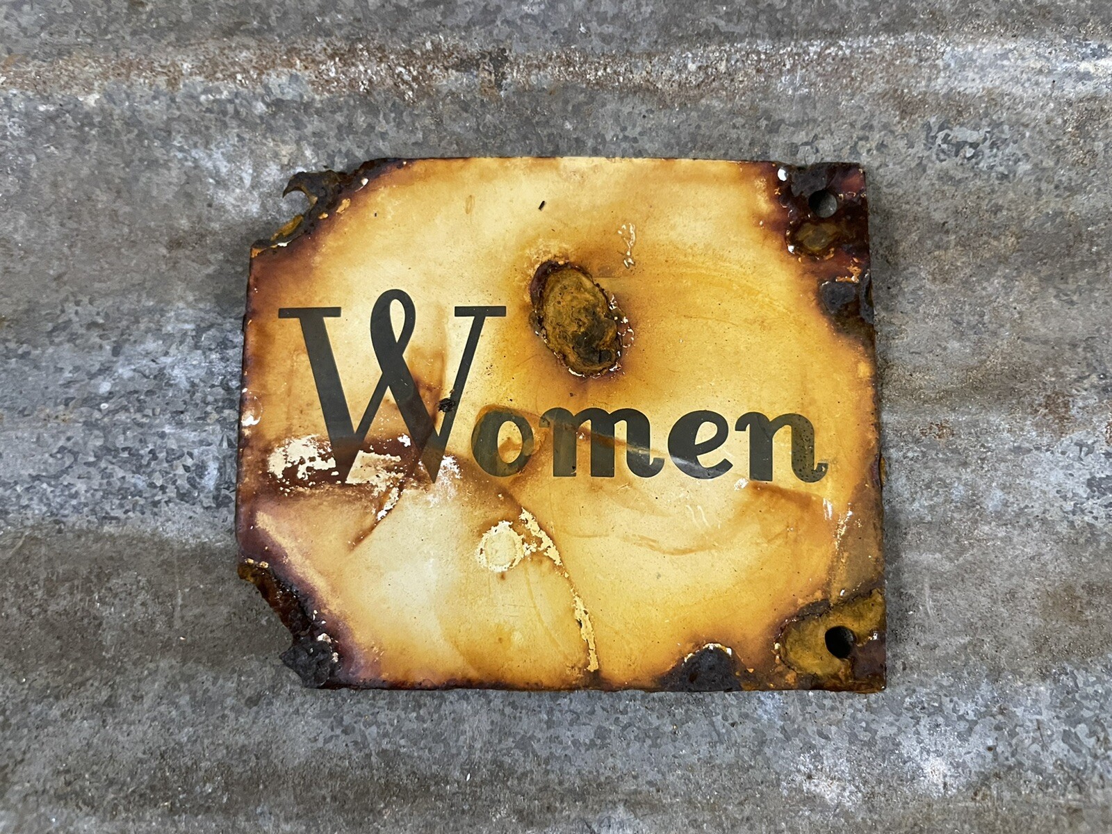 VINTAGE RESTROOM PORCELAIN SIGN GAS STATION SERVICE WOMEN BATHROOM TOILET MARKER
