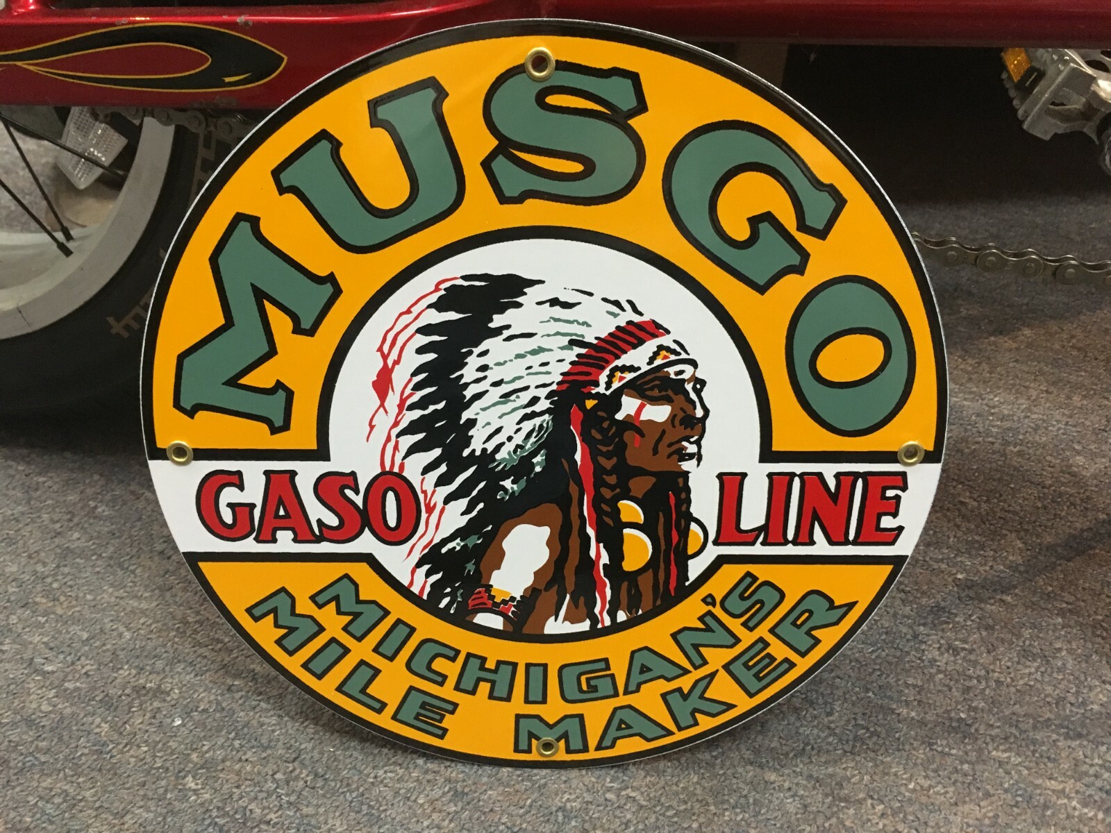 classic MUSGO GASOLINE – heavy DUTY 18 GAUGE metal porcelain sign