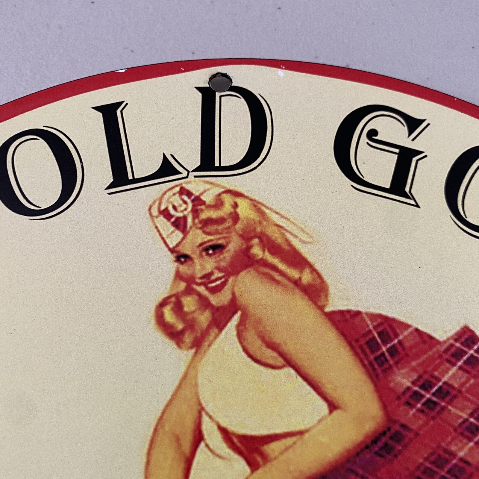 VINTAGE OLD GOLD CIGARETTE PORCELAIN GAS OIL SMOKE TOBACCO SHOP AD PUMP SIGN