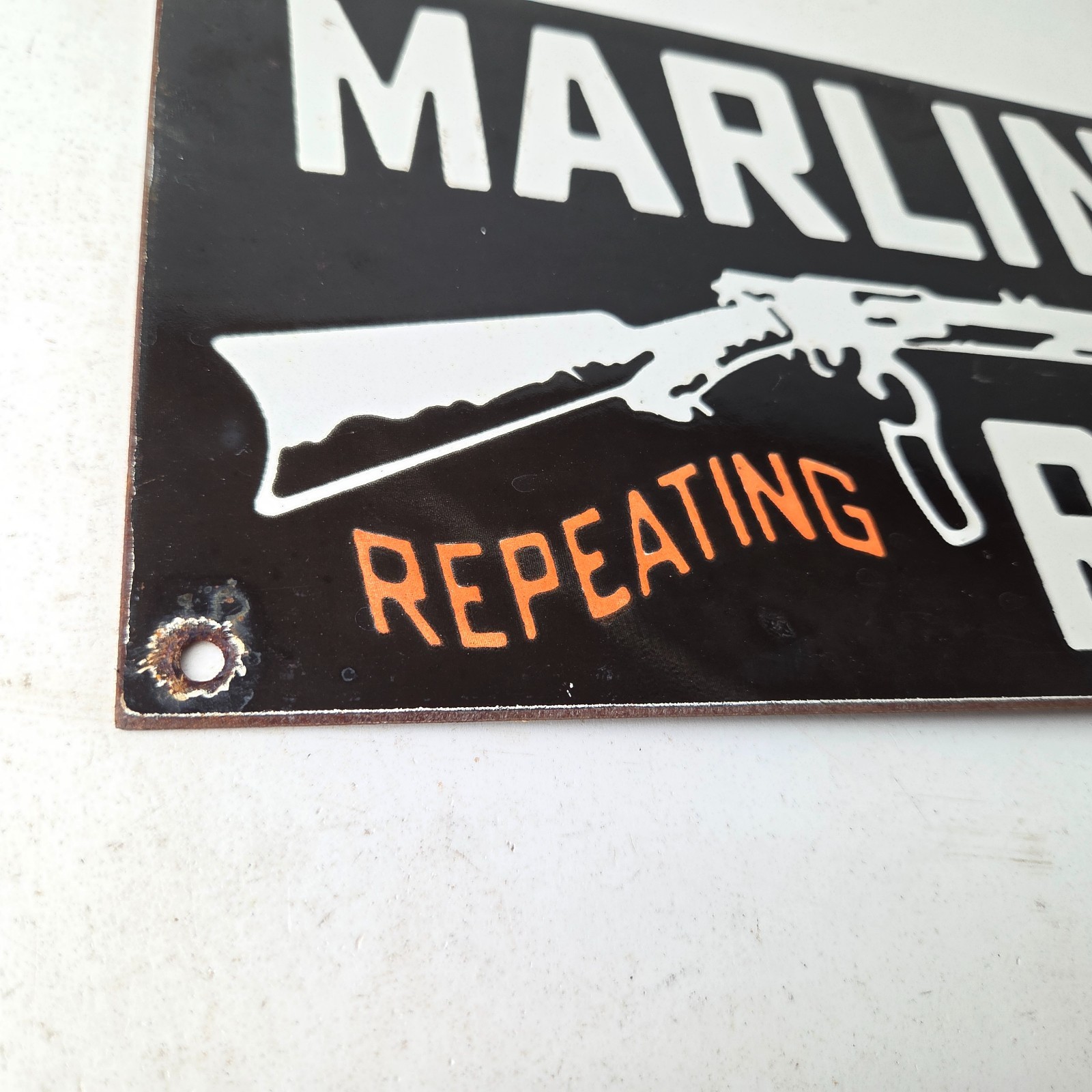 Vintage Marlin Rifles Sign – Dealer Firearm Advertising Gas Porcelain Sign