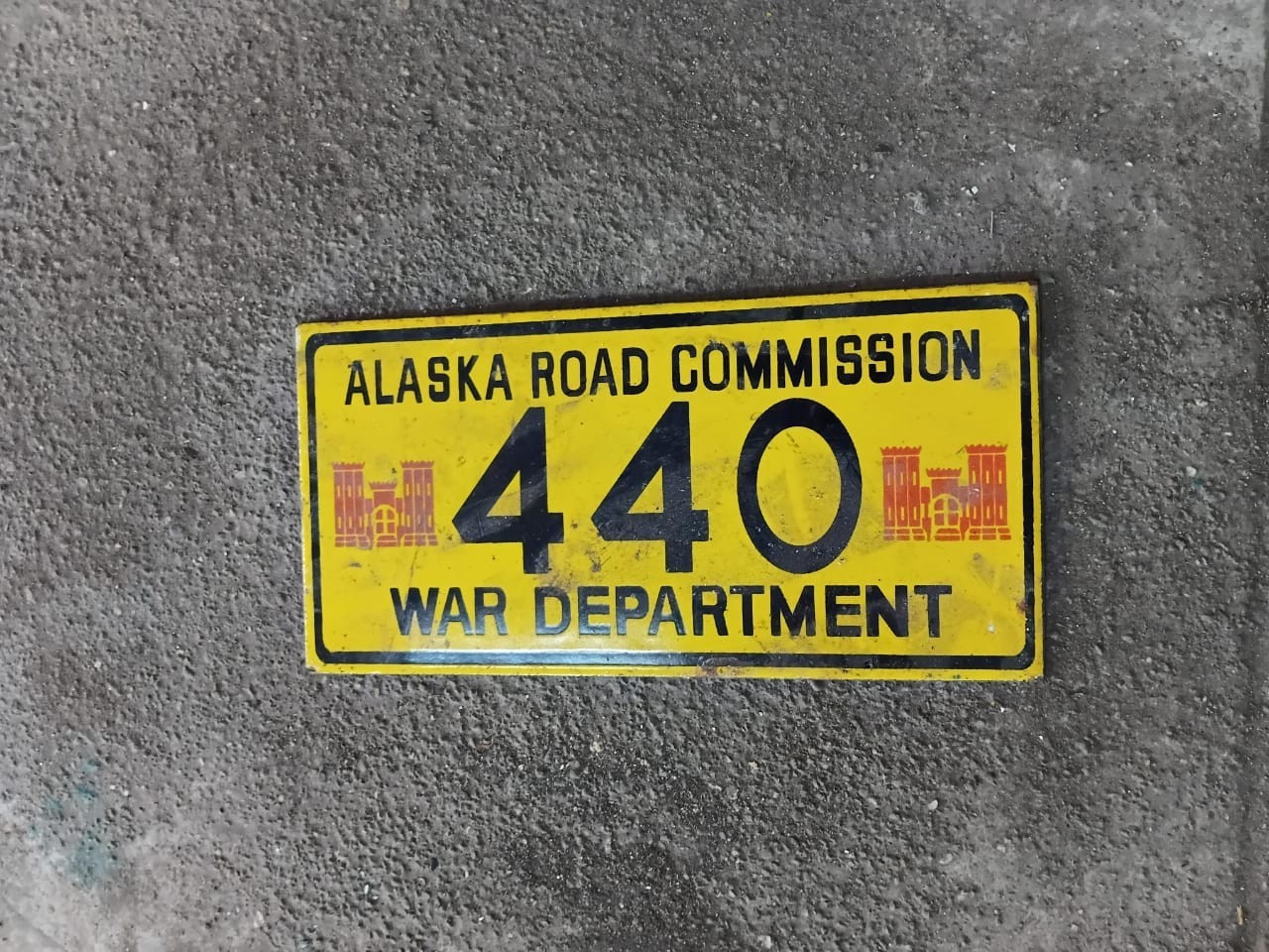 PORCELIAN ALASKA ENAMEL SIGN SIZE 8X4 INCHES
