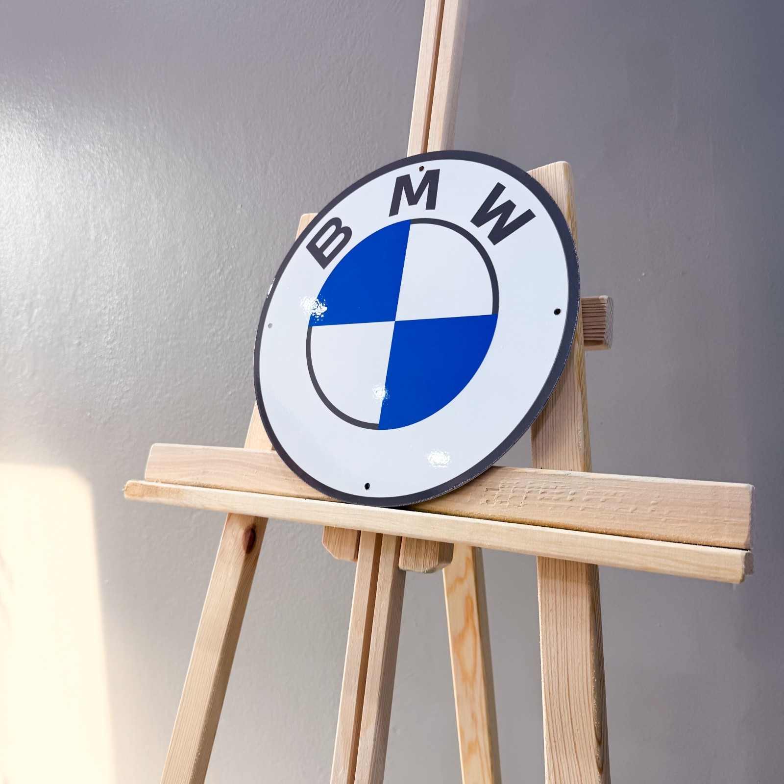 BMW White Round Logo Heavy Metal Sign 30 cm (11.8”) Clean Garage Wall Decor