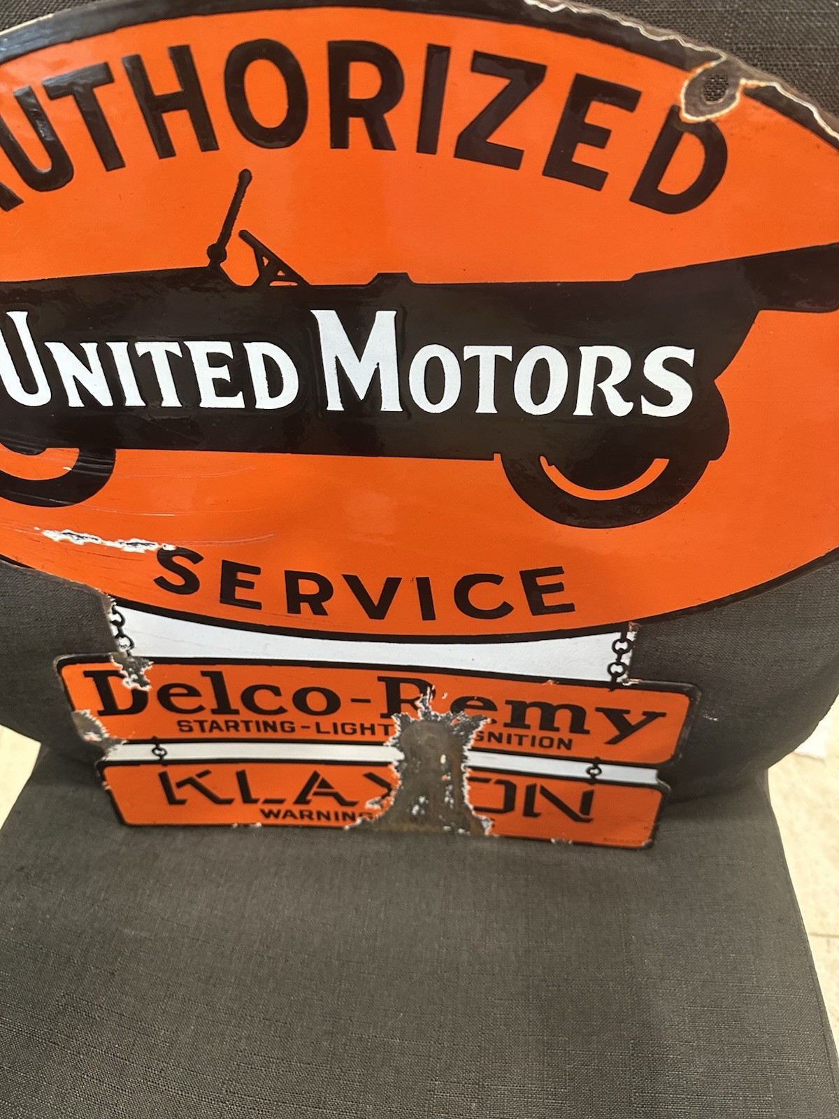 Vintage UNITED MOTORS Delco Remy Klaxon Porcelain Sign Authorized Service Rare