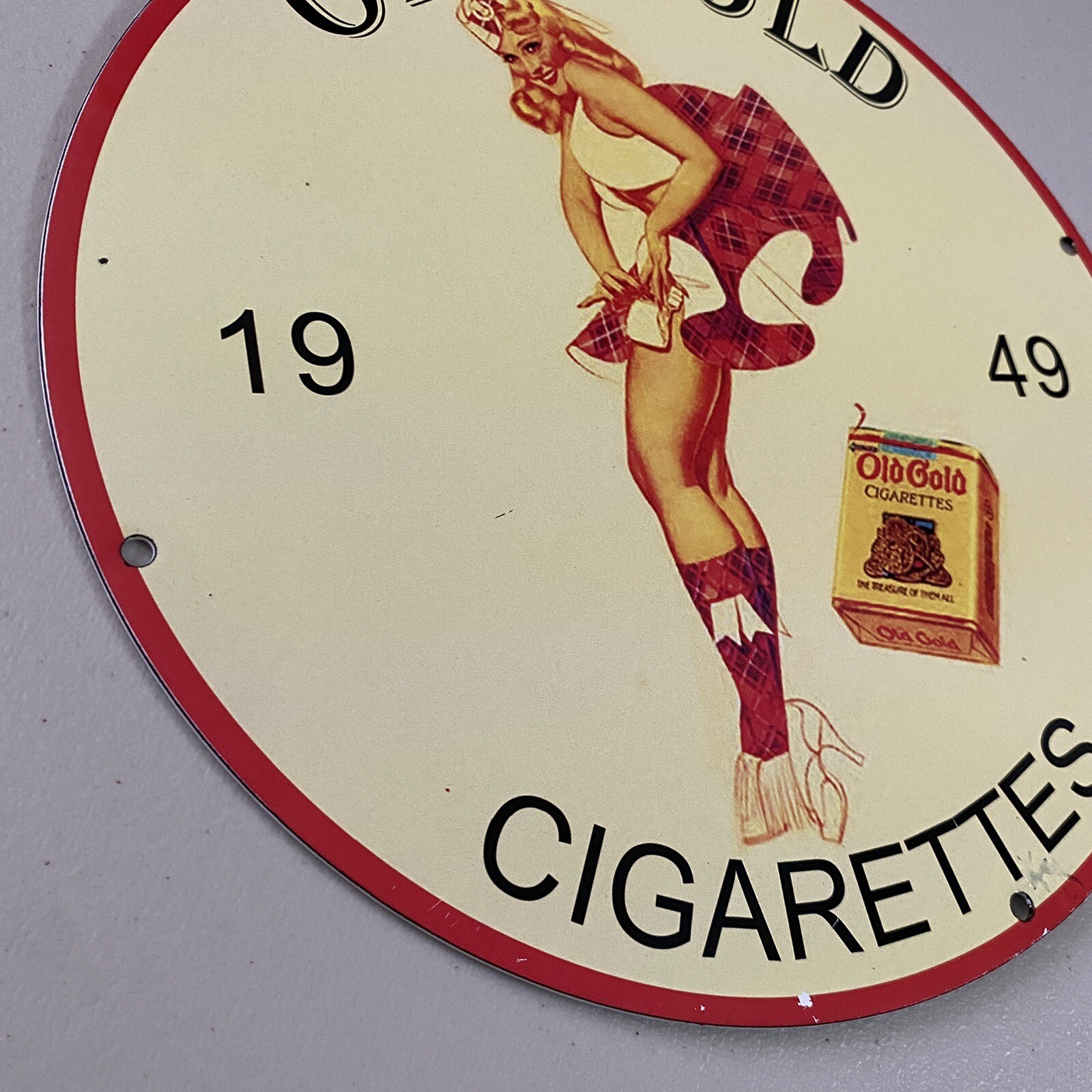VINTAGE OLD GOLD CIGARETTE PORCELAIN GAS OIL SMOKE TOBACCO SHOP AD PUMP SIGN