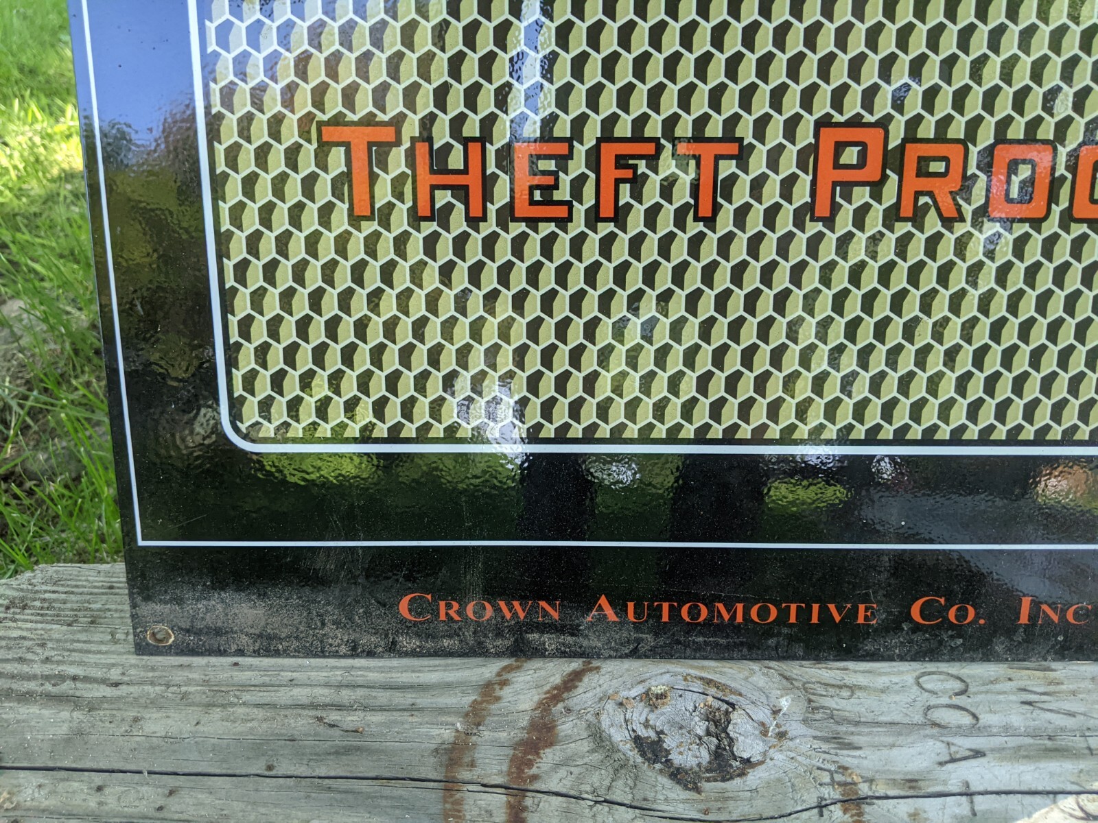 LARGE VINTAGE CROWN RATIATOR CAP “THEFT PROOF” PORCELAIN ENAMEL SIGN 24″ X 18″