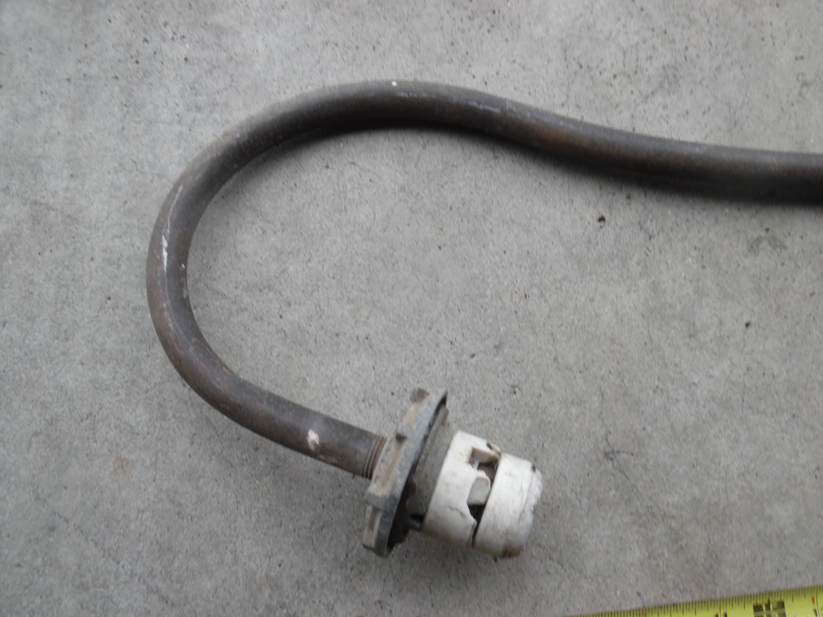 Vtg 44″ Sentinel Wheeler Gooseneck Sign Light Industrial Gas Station Pole