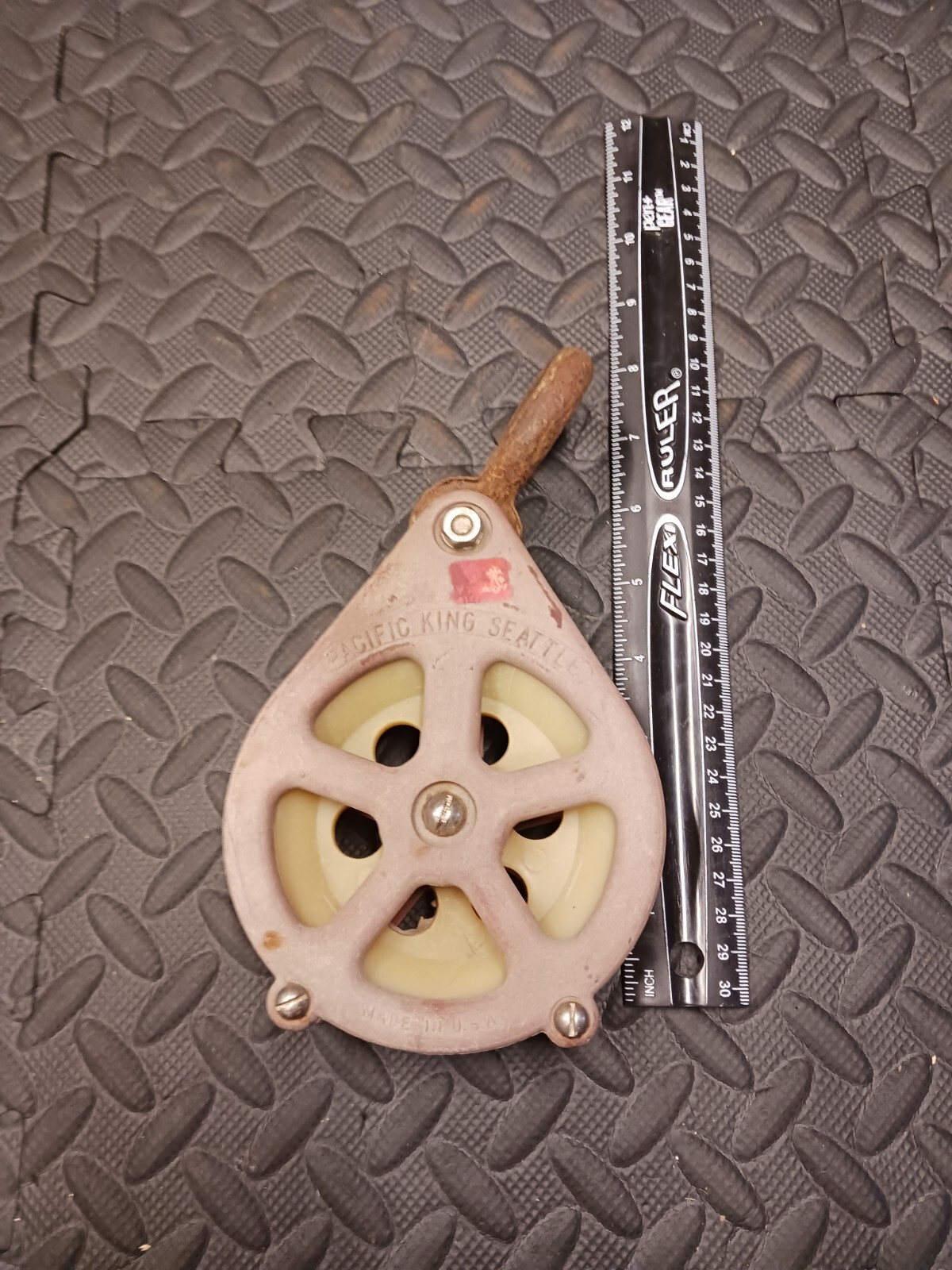 Vintage Pacific King Seattle Made In USA Old Antique Part