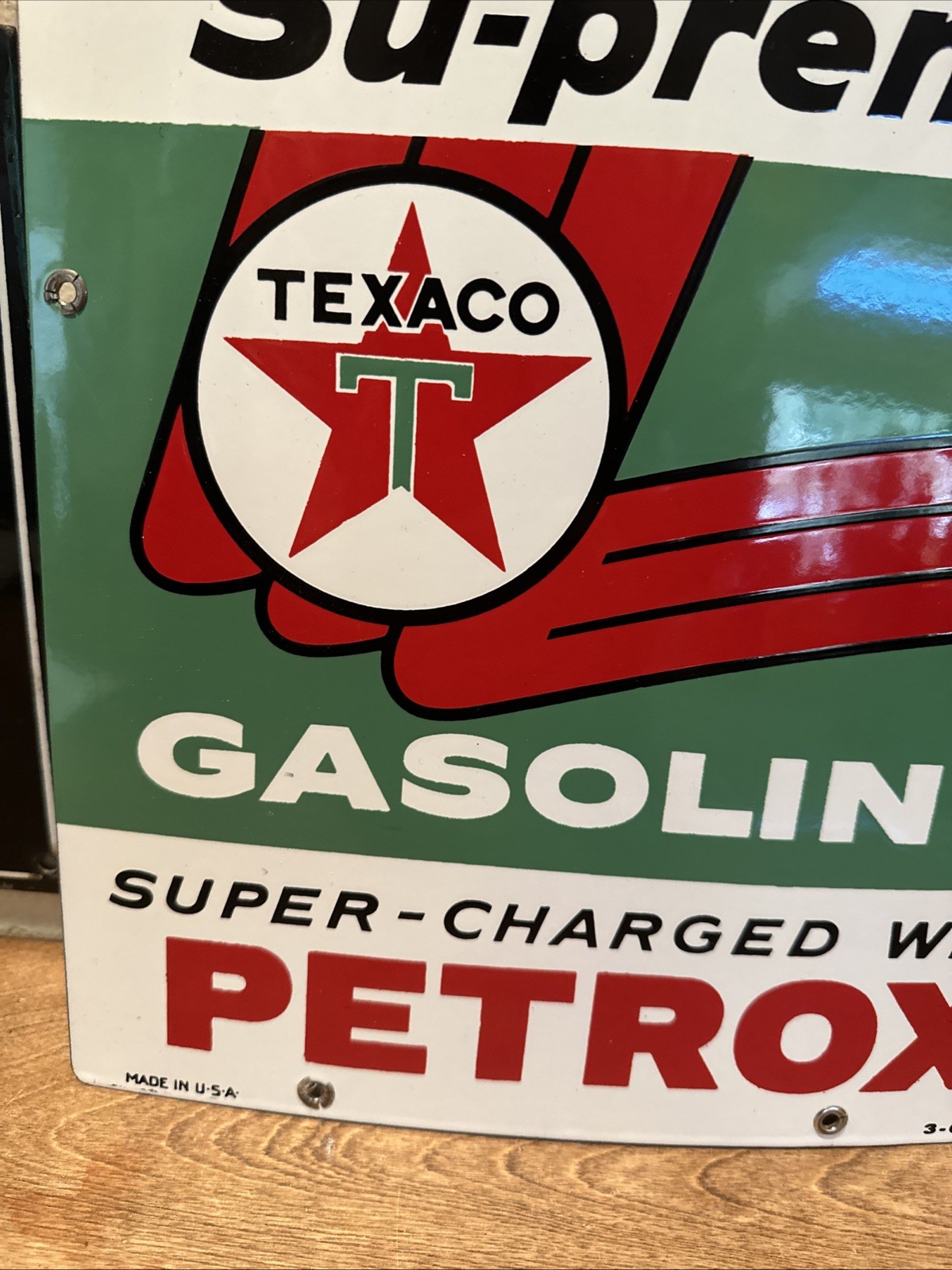 3-6-59 LARGE ORIGINAL & AUTHENTIC ”TEXACO SKY CHIEF” 18X11 INCH PORCELAIN