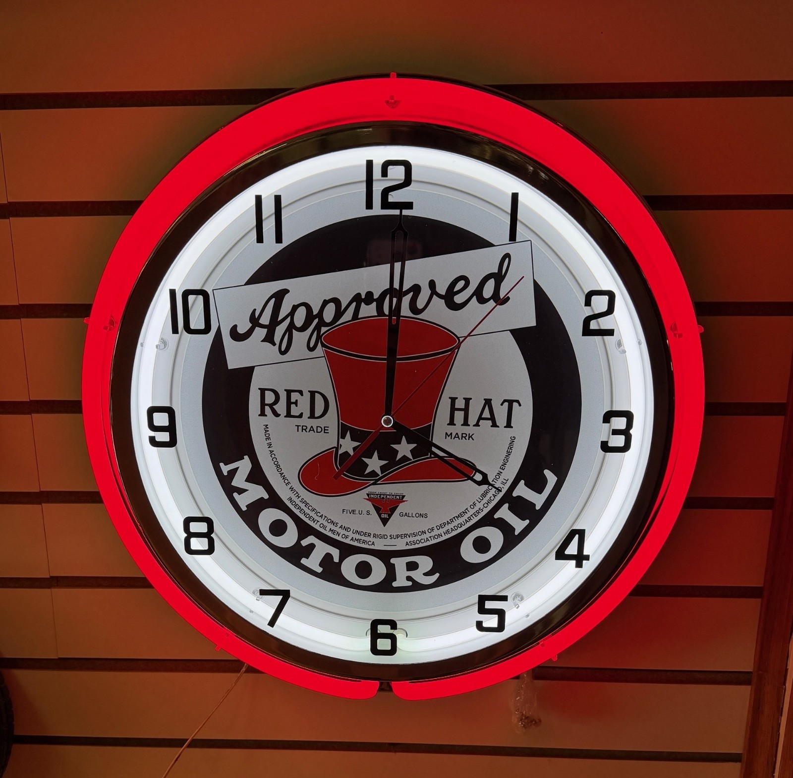 Vintage Red Hat Approved Motor Oil Gasonline Sign Large Metal 2 Ring Neon Clock