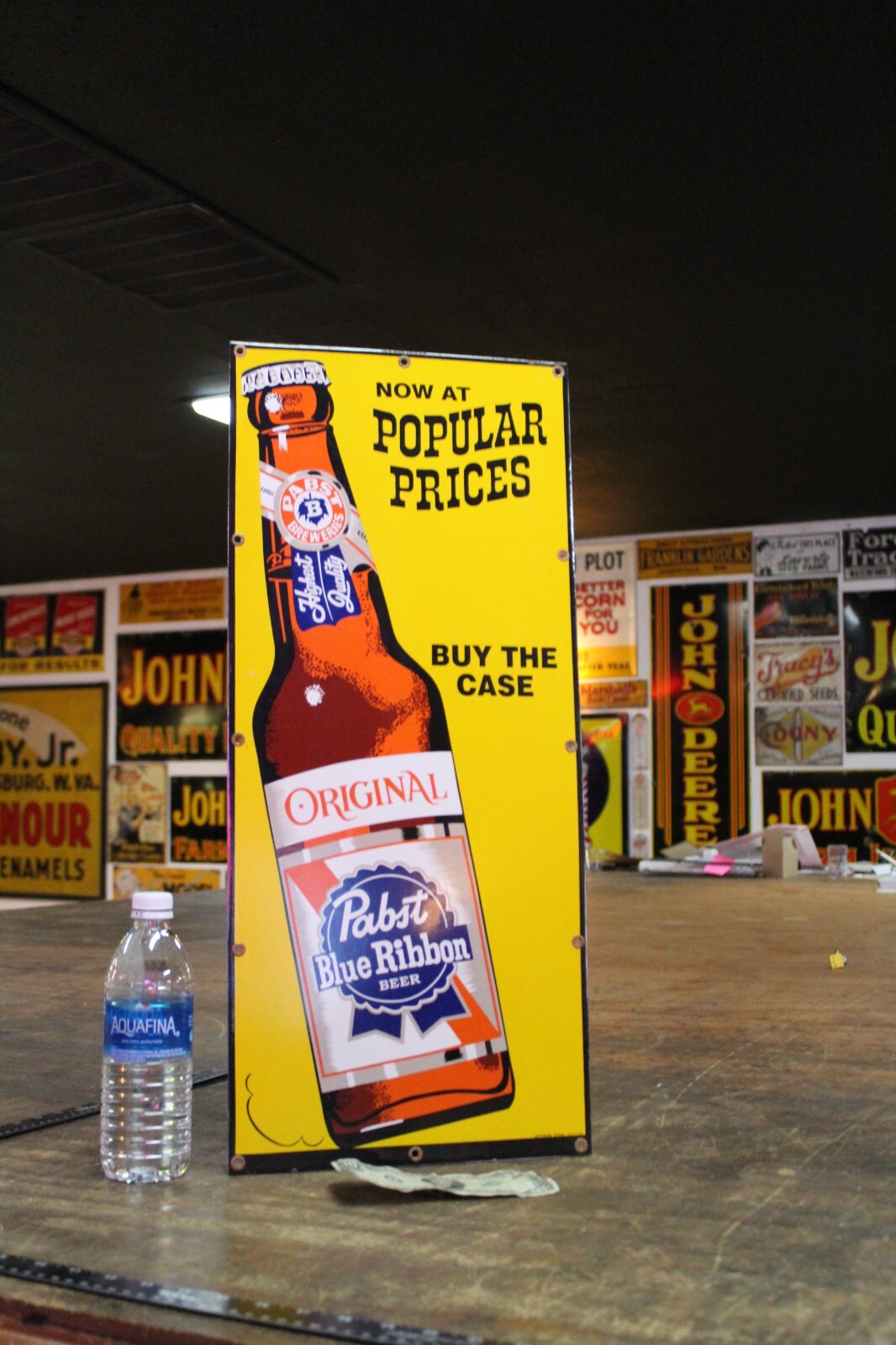 RARE PABST BLUE RIBBON BOTTLE WISCONSIN BEER DEALER PORCELAIN METAL SIGN BAR