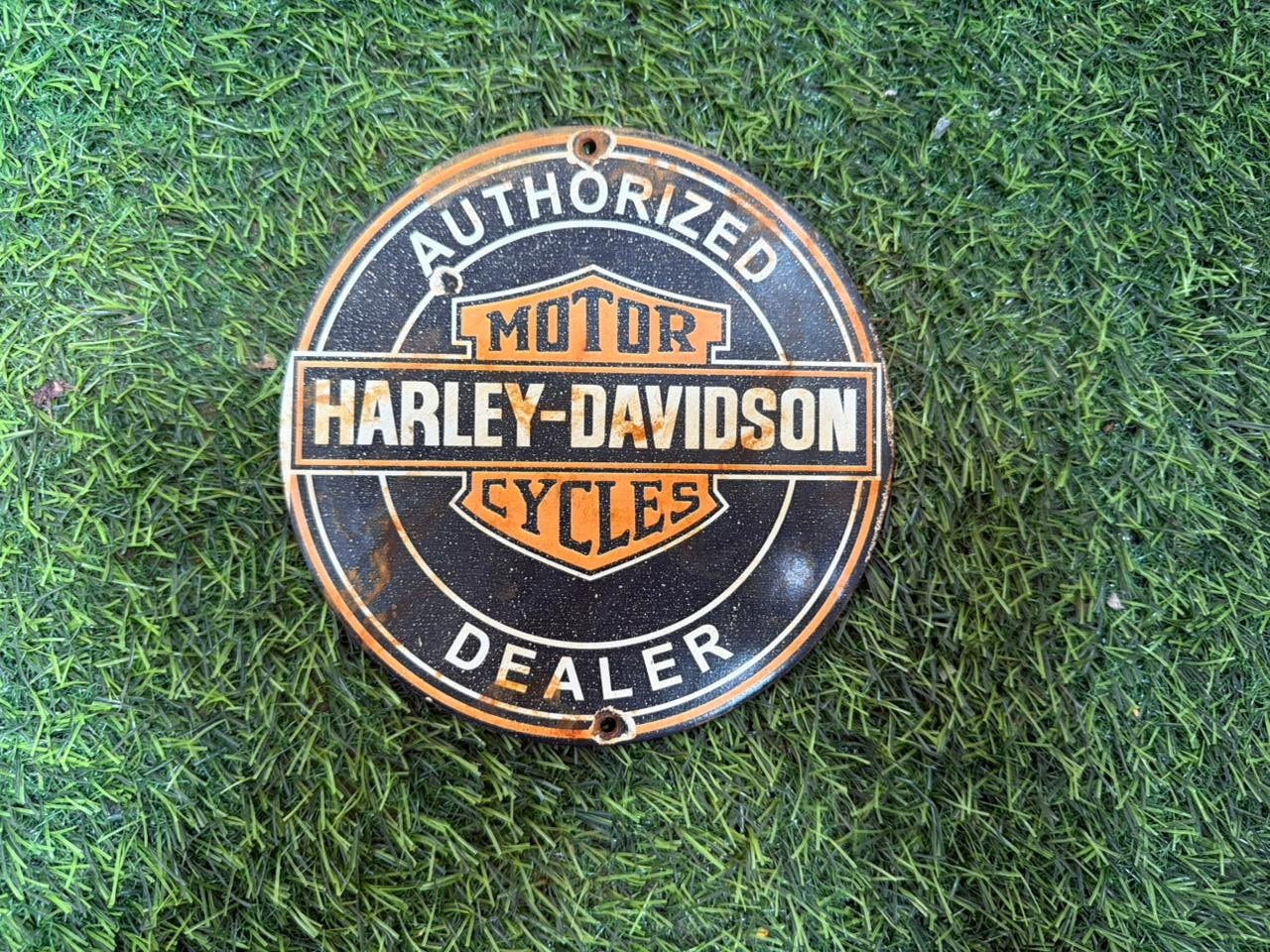 PORCELIAN HARLEY DAVIDSON ENAMEL SIGN SIZE 6X6 INCHES