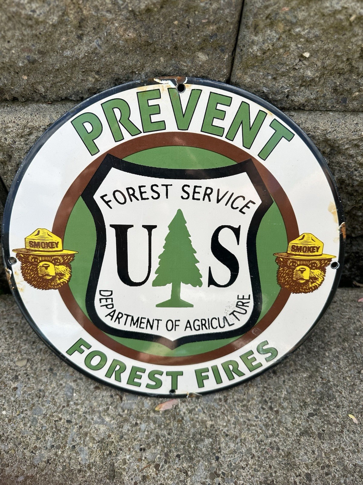 VINTAGE SMOKEY THE BEAR FOREST FIRE PREVENTION PORCELAIN METAL GAS OIL SIGN