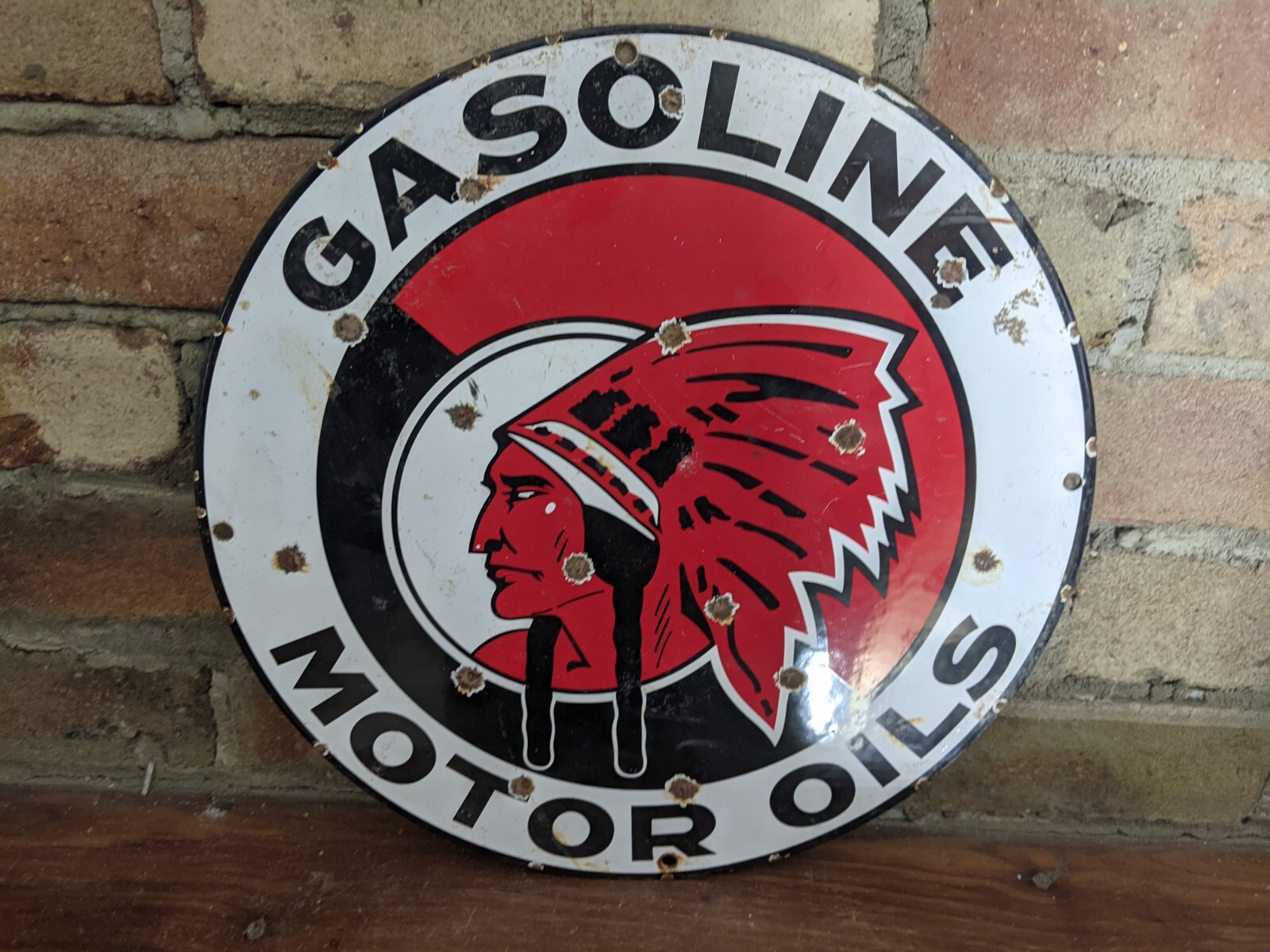 VINTAGE INDIAN AEROLENE OIL PRODUCTS PORCELAIN GAS PUMP SIGN MOTOR OIL 12″
