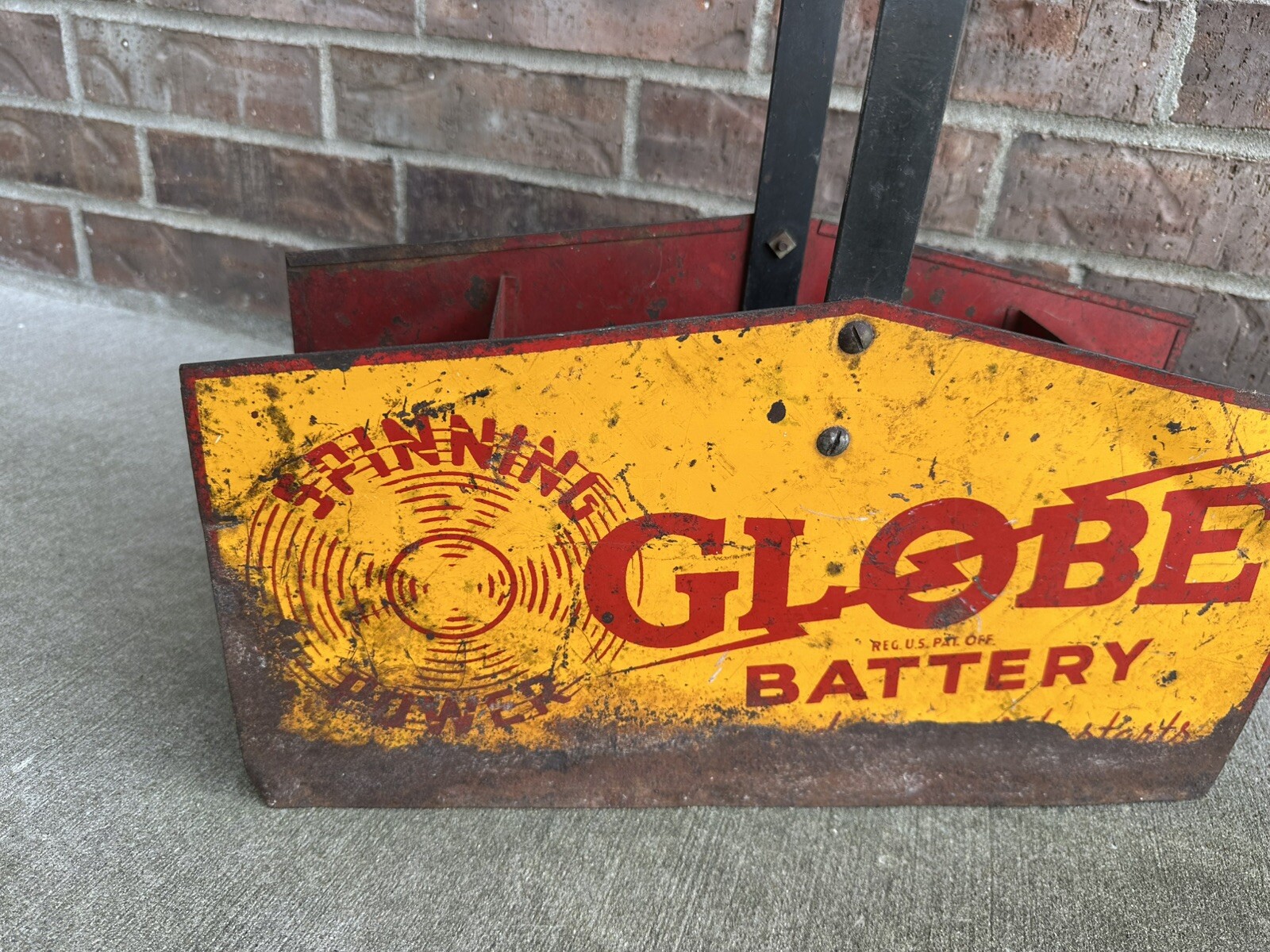 Vintage GLOBE BATTERY SERVICE Spinning Power Carrier Sign Station Rare Exide