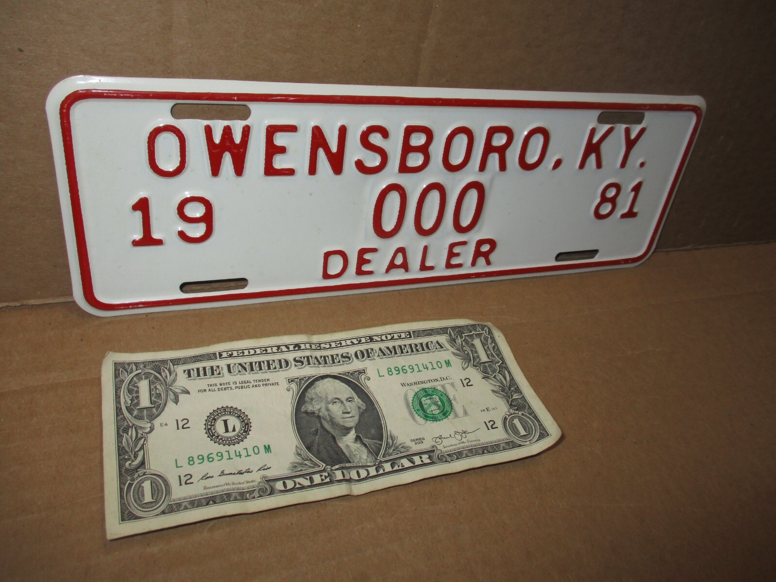 OWENSBORO KY — 000 Dealer Tag — OLD ORIGINAL VINTAGE SIGN – 1981 License PLATE