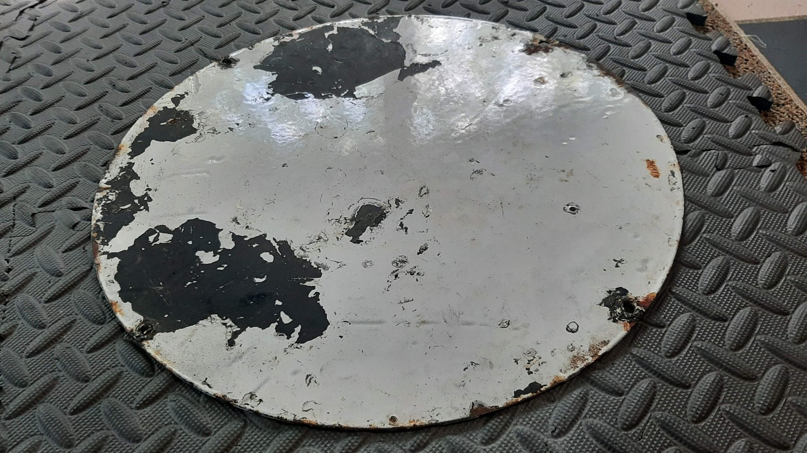 100% ORIGINAL PRE 1936 TEXACO BLACK T PORCELAIN 15 INCH SIGN NO REPOPS EVER!