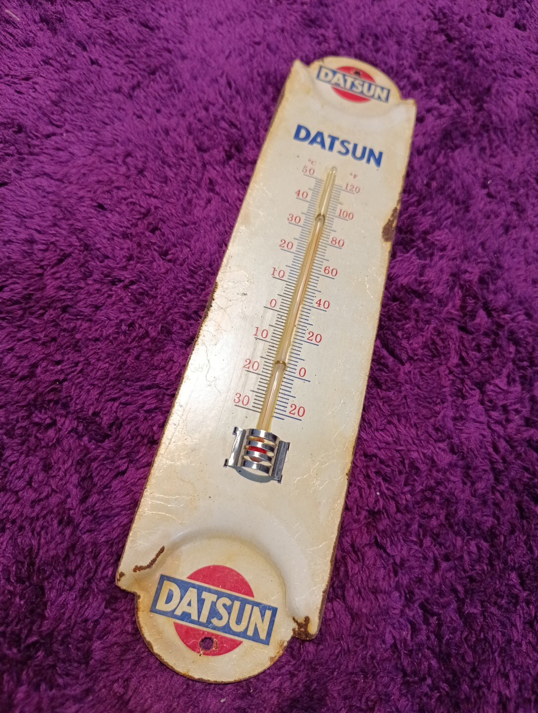 Super Rare Datsun Thermometer Gas/Oil Vintage Collectable automotive souvenir