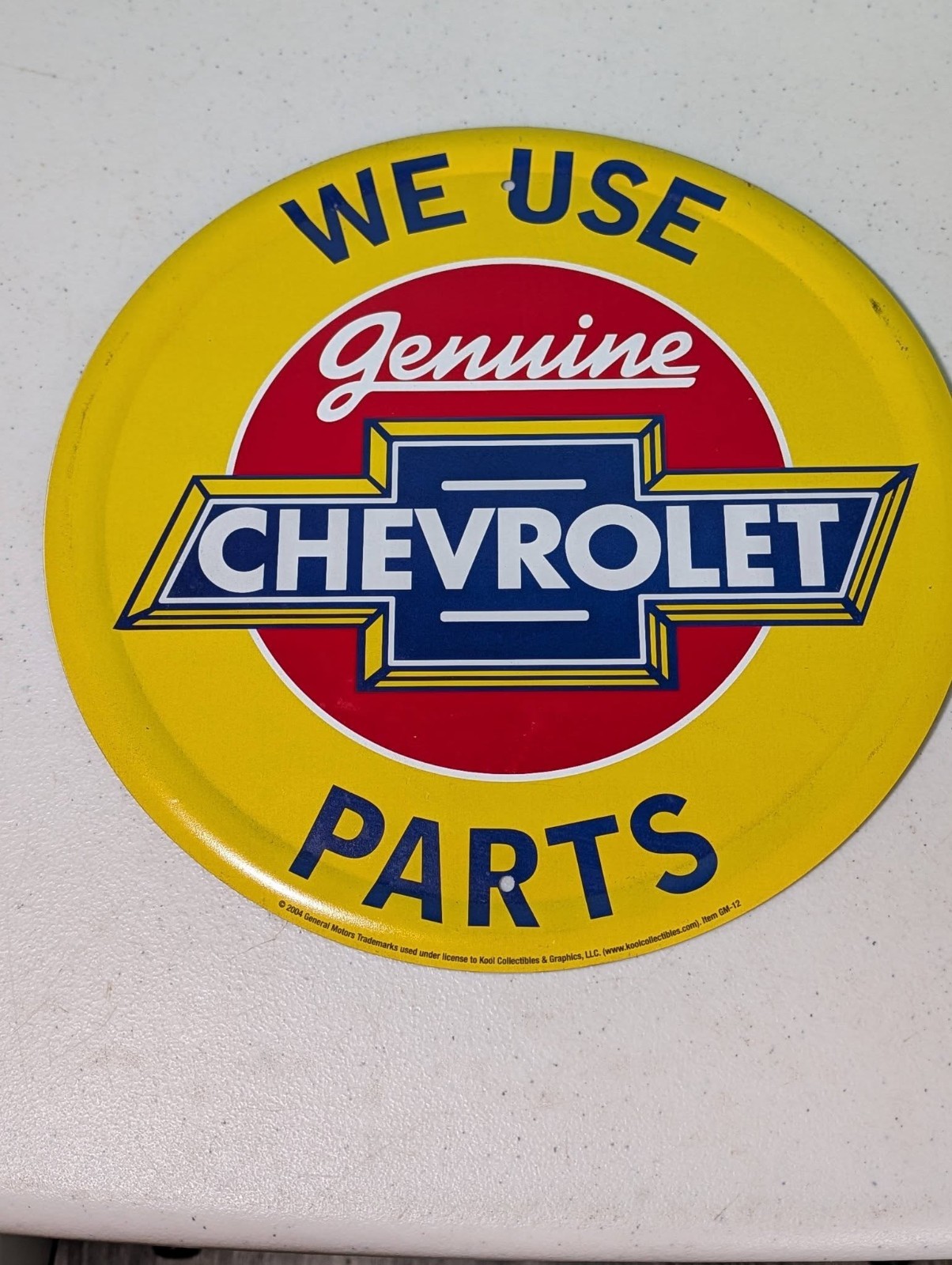Vintage Kool Collectibles General Motors Tin Sign 2004 GM-12 Chevrolet Sign