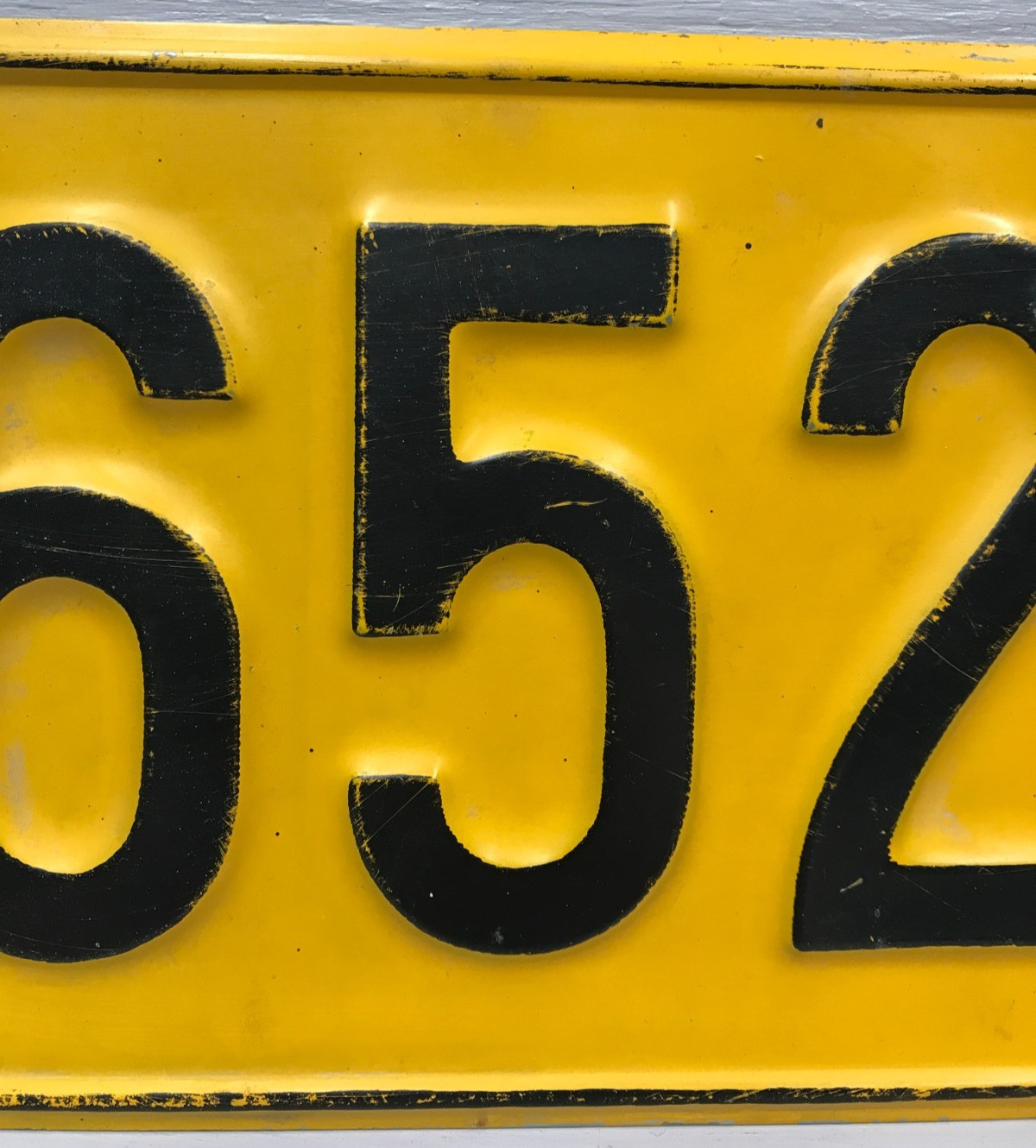 Vintage Steel Number 652 Sign License Plate Topper Yellow Black