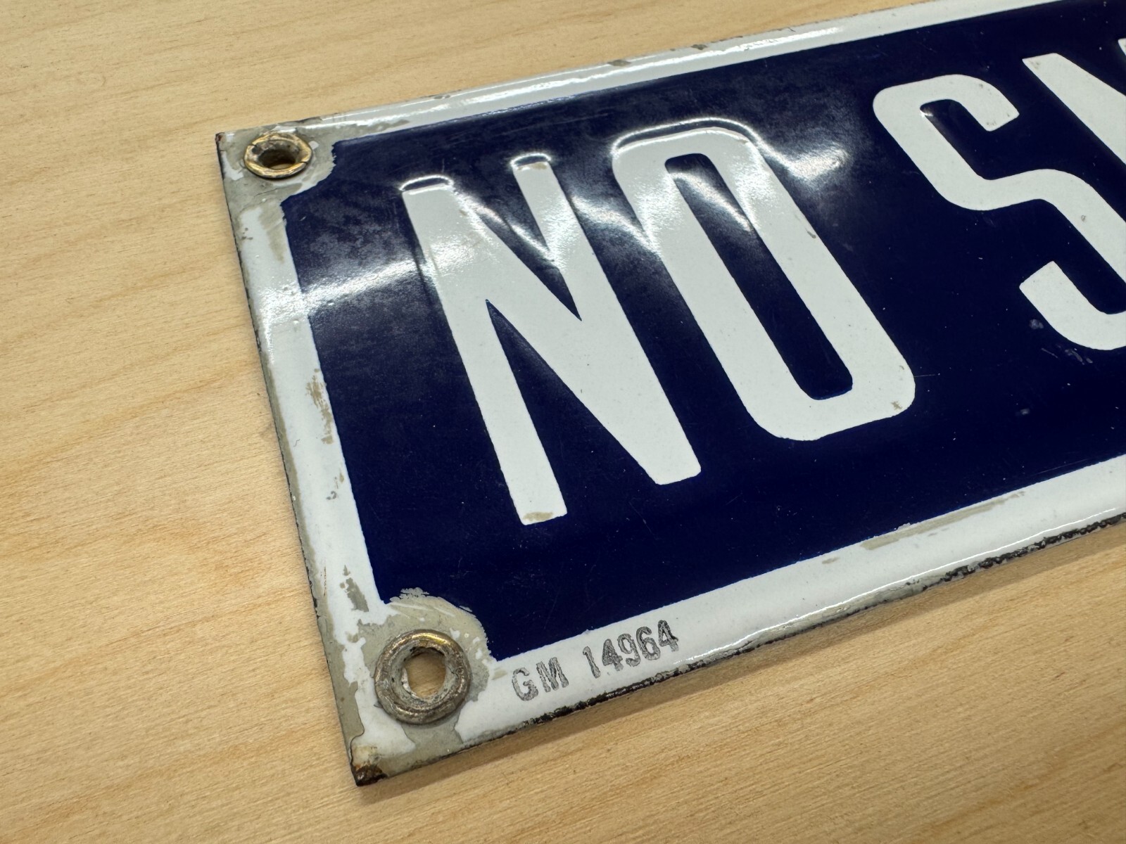 VINTAGE AUTHENTIC “NO SMOKING” PORCELAIN SIGN AT 12″ X 3-1/2″~ THICK SHELVING!