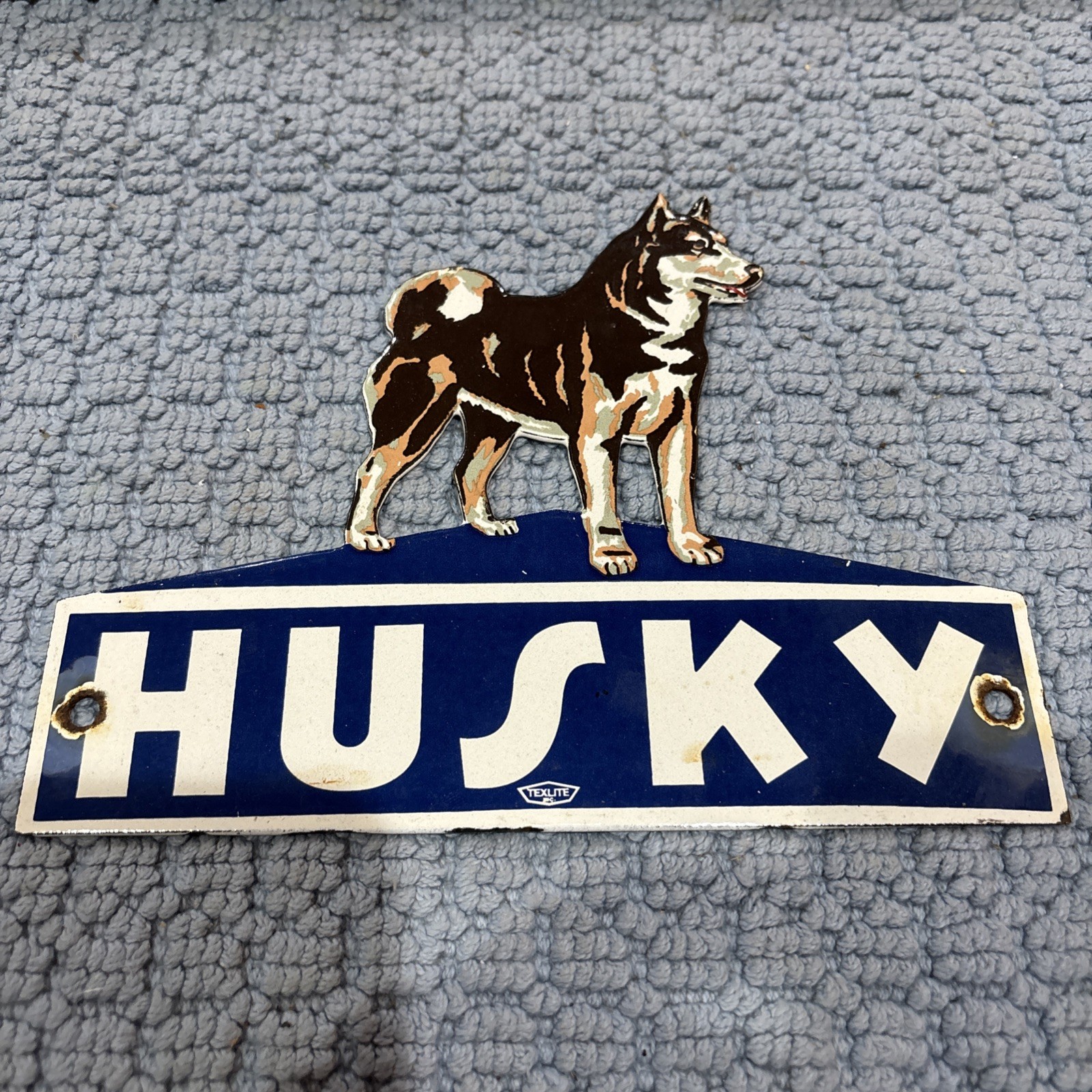 Vintage HEAVY STEEL Enamel Husky Tires Advertising Sign 8” A1