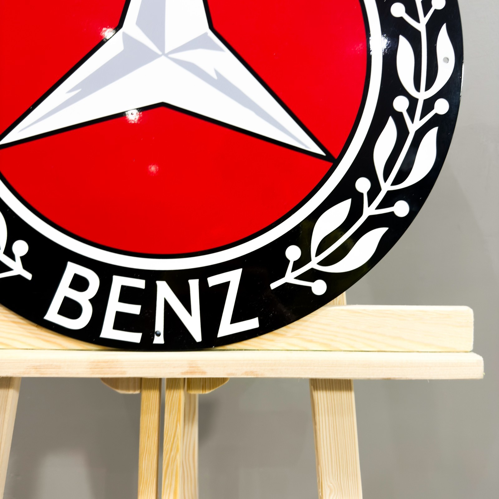 Mercedes Benz Red Star Heavy Metal Sign – Garage Wall Decor –50 cm (19.7”)
