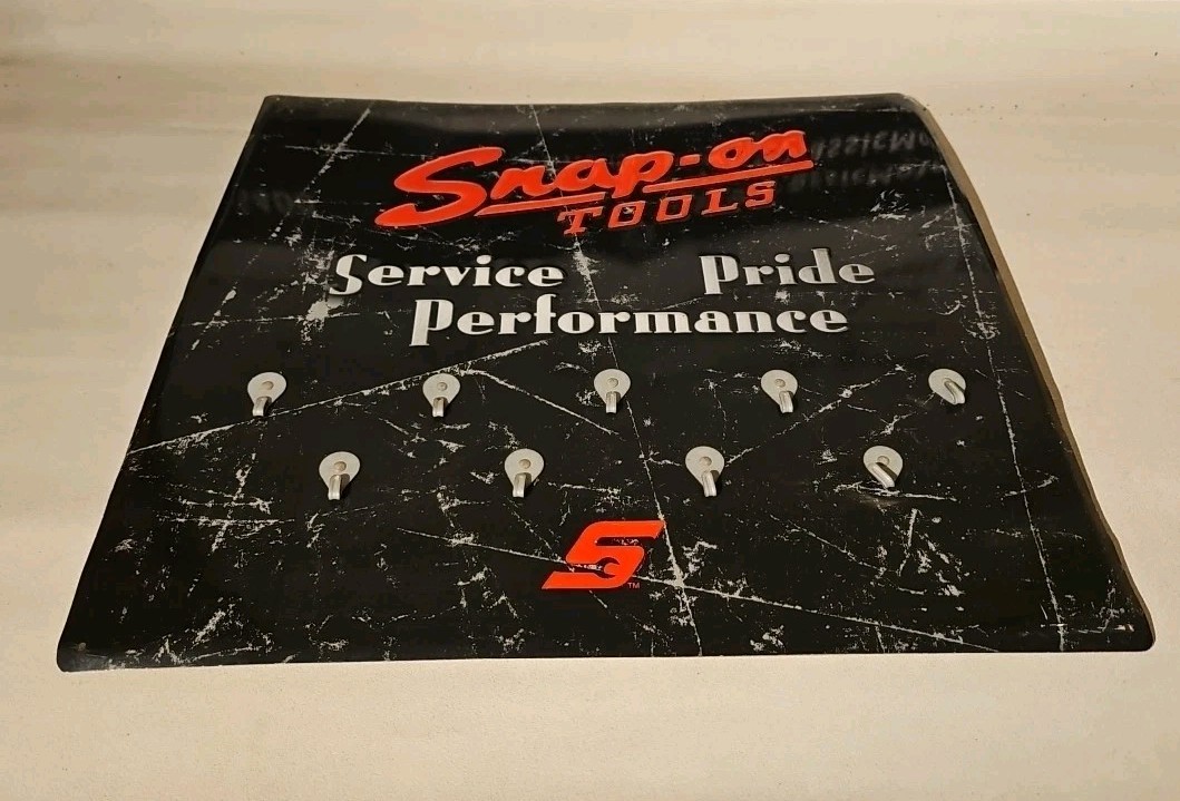Snap-On Tools Service Pride Performance Metal Key Holder Sign