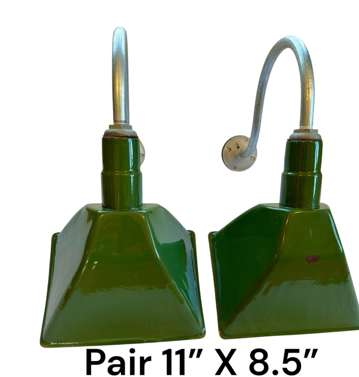 PAIR Ivanhoe 11×8 Gooseneck Green Porcelain Sign Lights Vintage Gas Station Pole