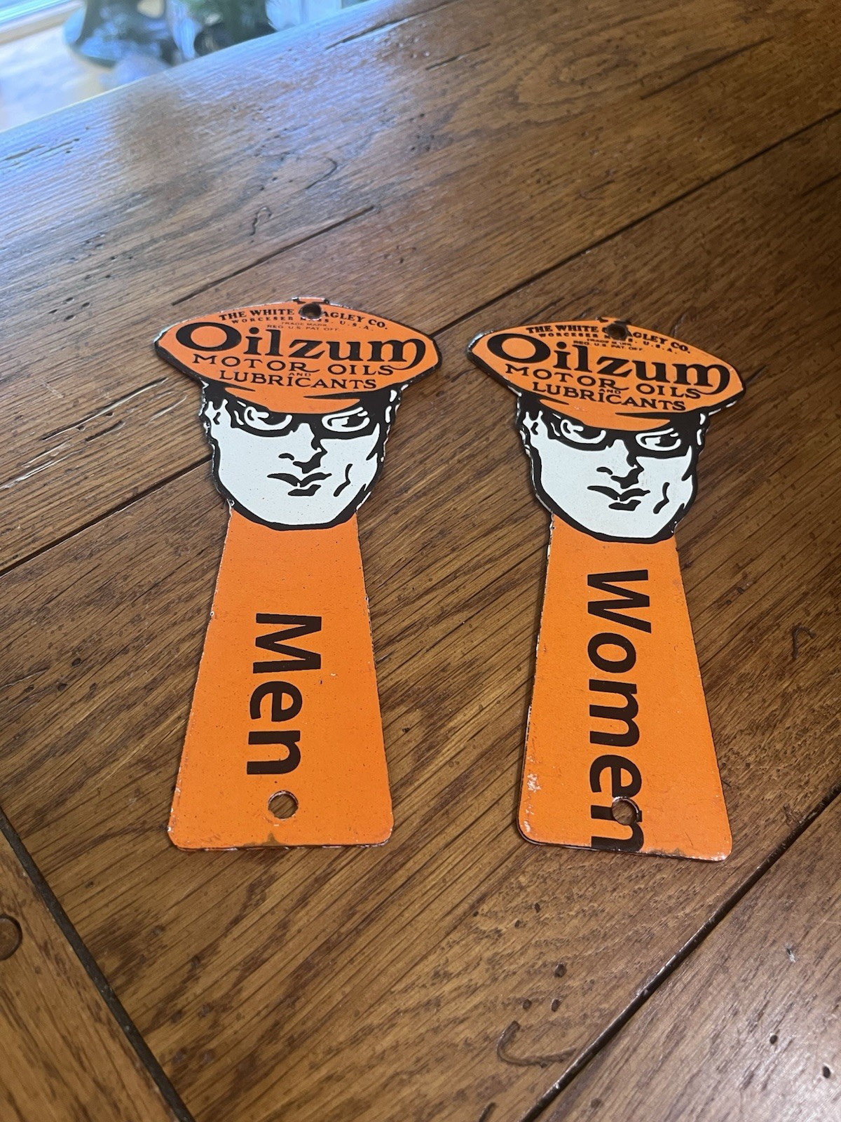 NICE PAIR OF MEN WOMEN PORCELAIN OILZUM MOTOR OIL RESTROOM SIGN KEY FOB HOLDER