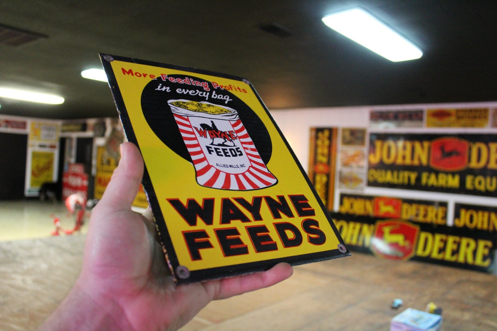WAYNE FEEDS MORE PROFIT DEALER SEED CORN BARN DAIRY PORCELAIN METAL SIGN GAS