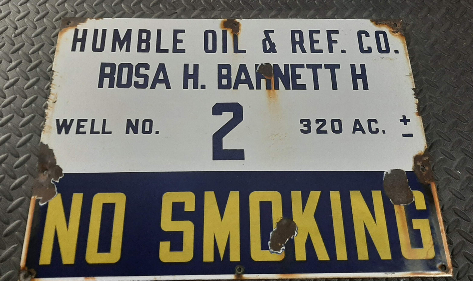 100% ORIGINAL HUMBLE OIL AND GAS WELL TEXAS PORCELAIN SIGN NO REPOPS EVER!
