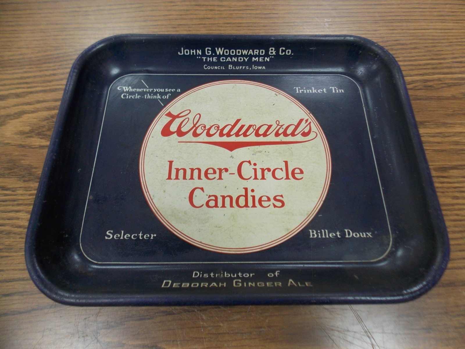 ANTIQUE COUNCIL BLUFFS IOWA ADVERTISING TIN TRAY 1900’S GINGER ALE CANDY 1900’S