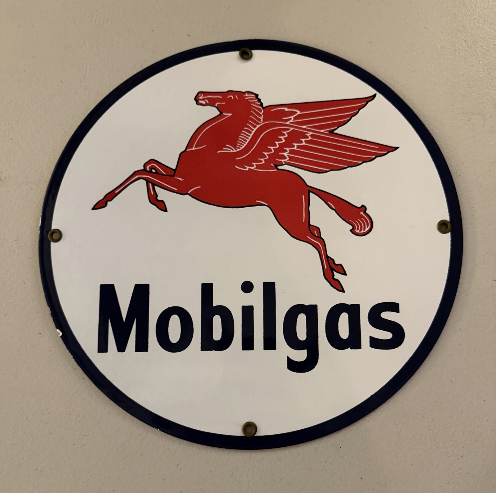 Mobilgas Special Pegasus Shield 12″ Porcelain Metal Sign