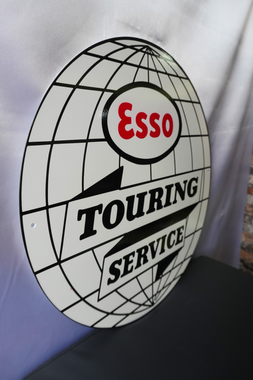 Esso Touring Service – Globe Edition Vintage Metal Sign – 50 cm (19.7”)