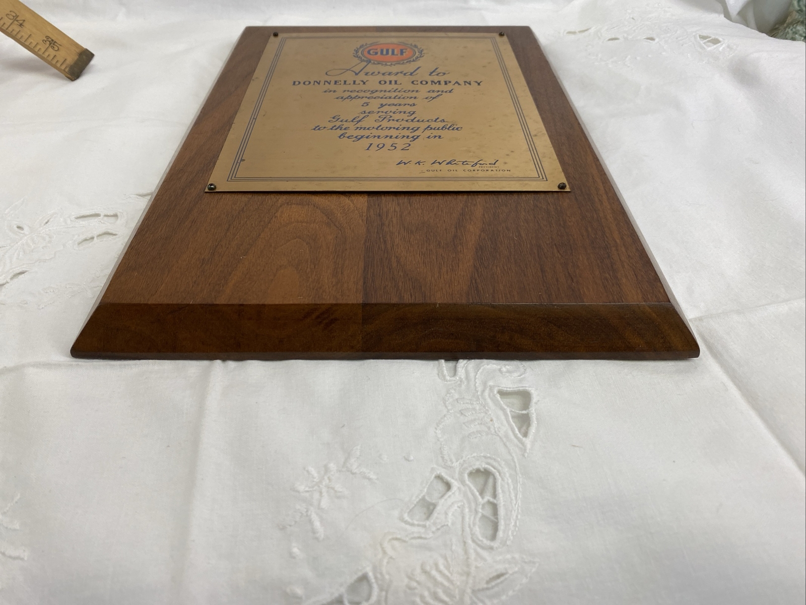 Vintage 1952 Gulf Oil & Gas Award Advertising Plaque Original St Ignance MI