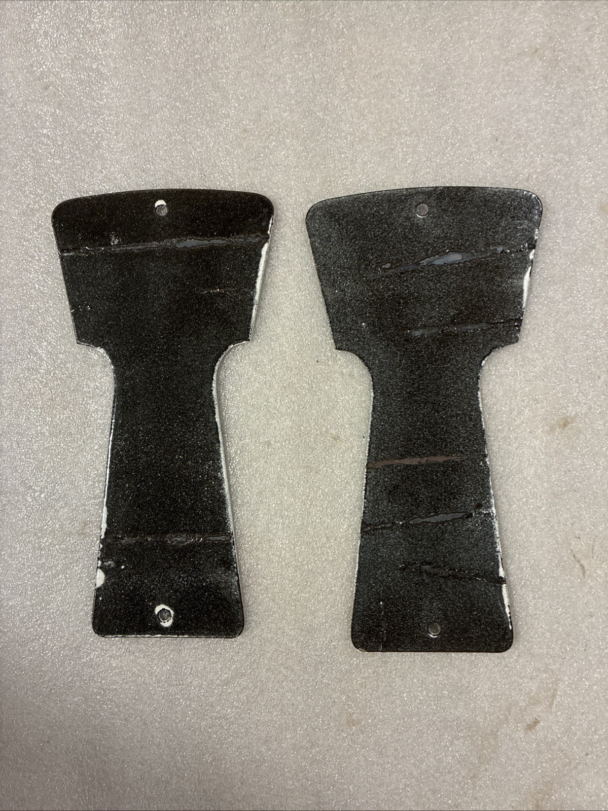 Sinclair Porcelain Advertising Sign Pair Restroom Bathroom Key Holder 6 1/2”