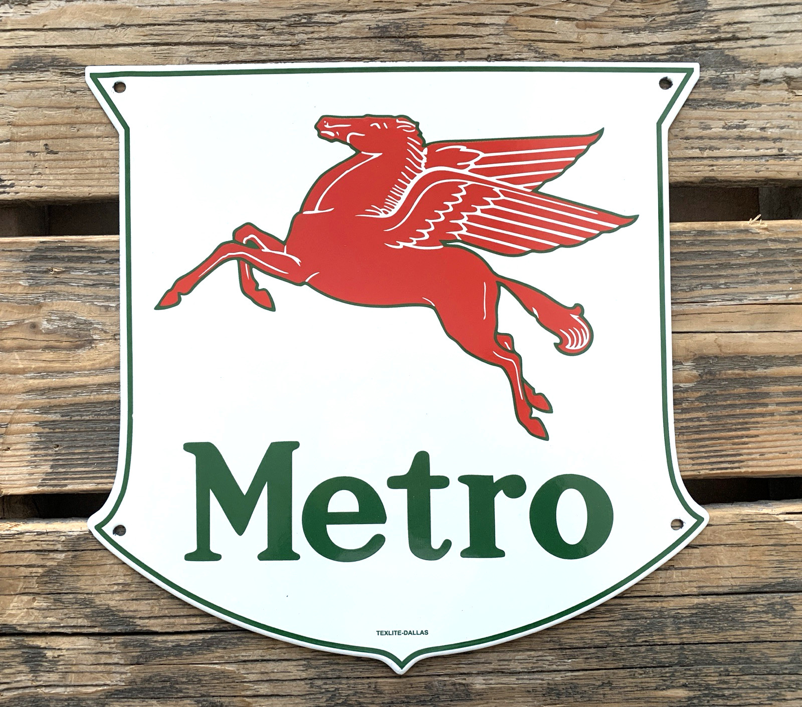 VINTAGE METRO MOBILGAS PEGASUS RED HORSE GASOLINE PORCELAIN GAS MOTOR OIL SIGN