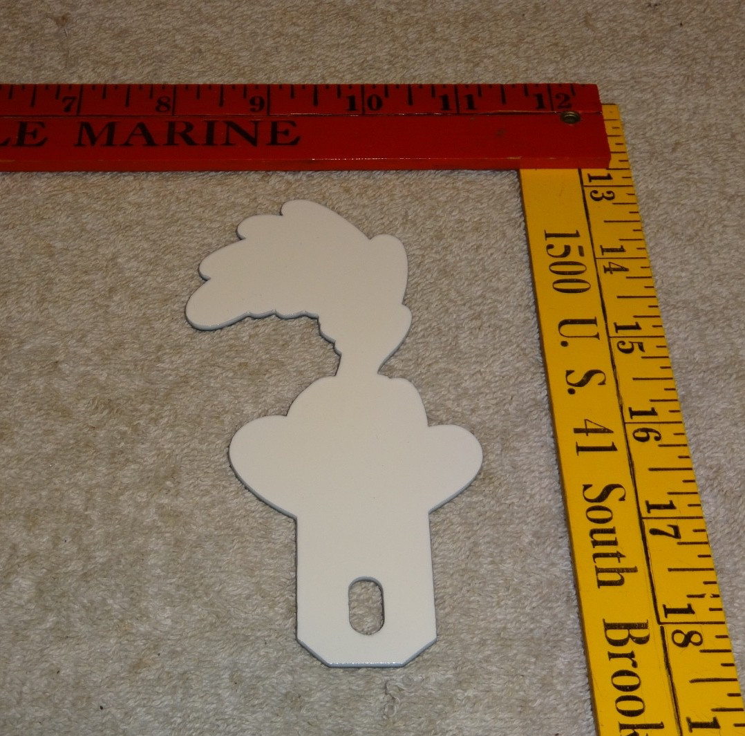VINTAGE ROADRUNNER LOONEY TUNES 5″ METAL GASOLINE OIL LICENSE PLATE TOPPER SIGN!