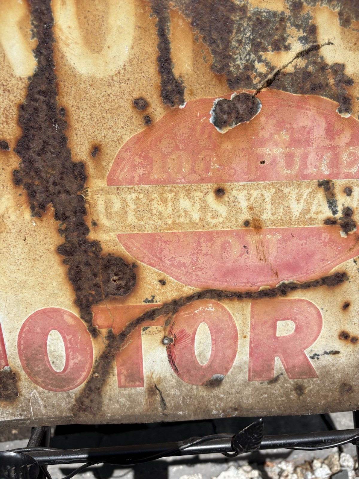 Ultra Rare 1/1 1930s PENN Motor Oil Mass Porcelain DSP Sign