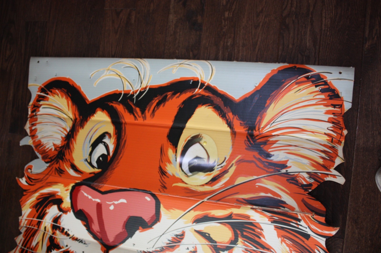 LARGE VINTAGE HUMBLE OIL ESSO TIGER ADVERTISING SIGN LENTCULAR WINKING EYE RARE