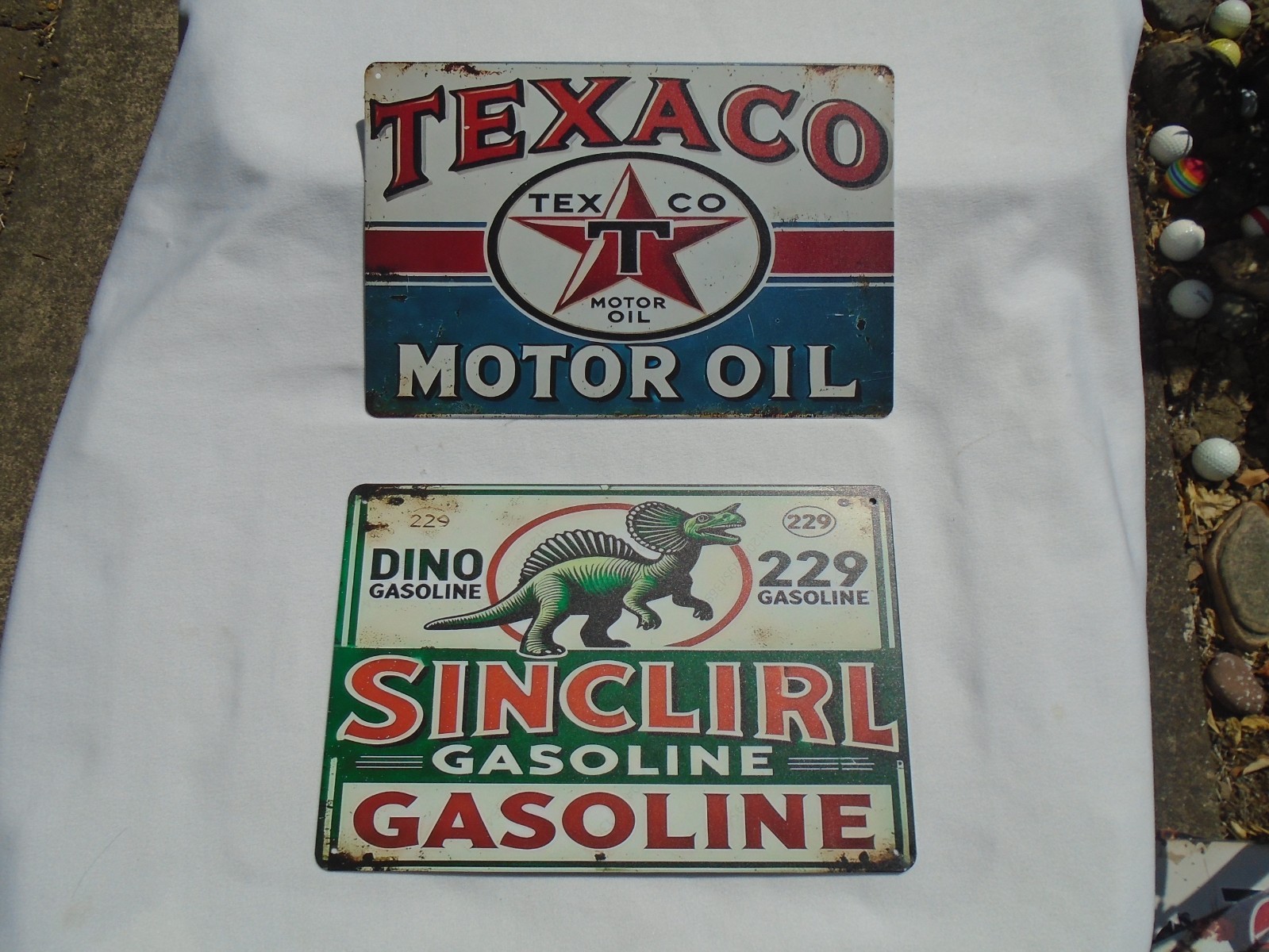 PAIR NEW OIL/GAS METAL SIGNS