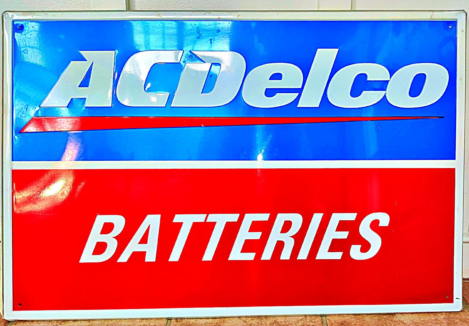 AC Delco BATTERIES Metal Sign Red Blue White 24″x36″ Gas Service Station Garage