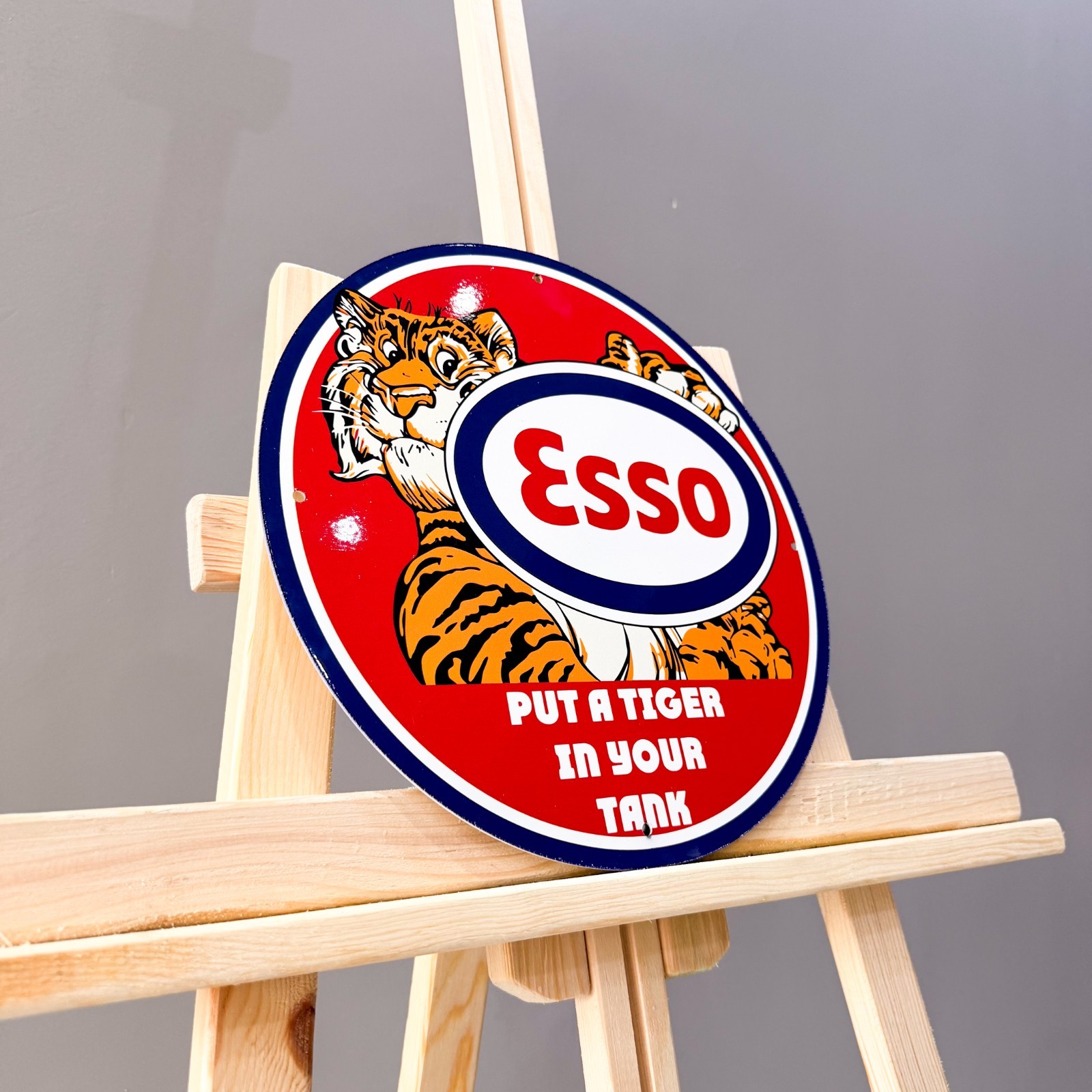 Esso Put a Tiger in Your Tank Red Vintage Metal Sign – 30 cm / 11.8”