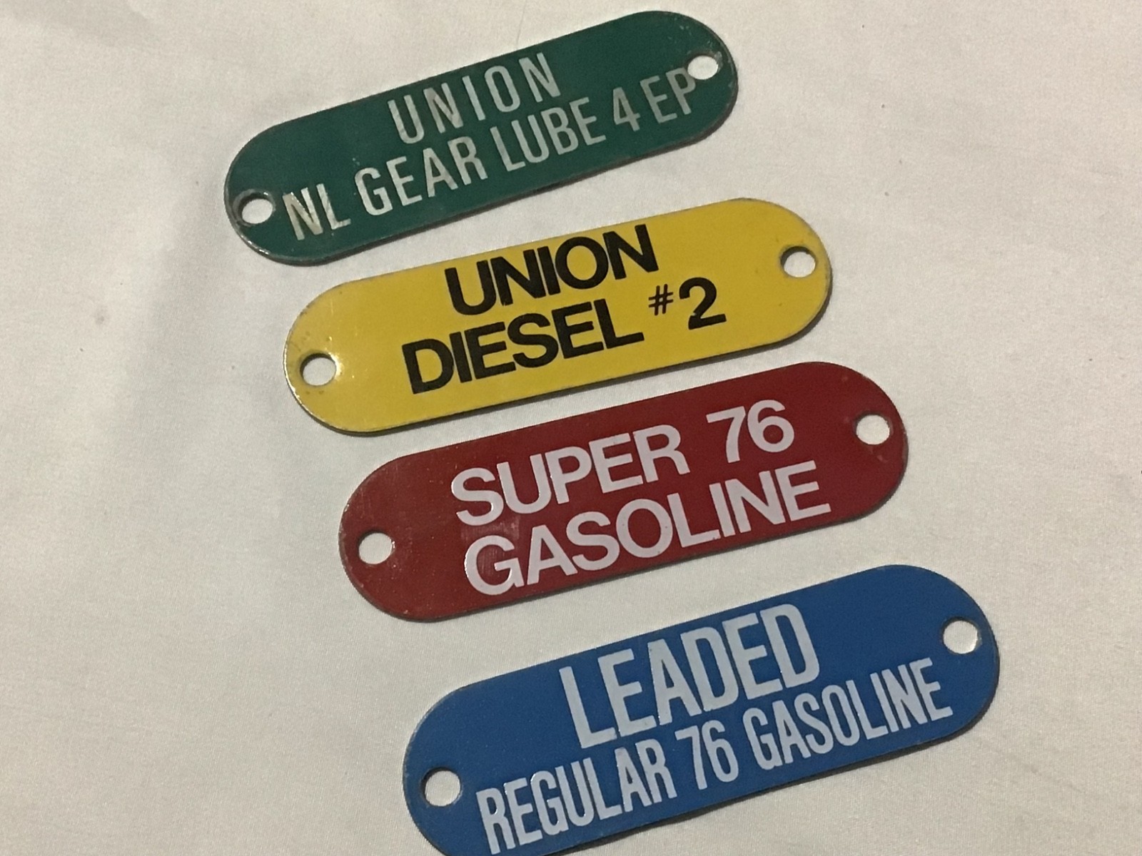 Vintage LOT of x4 Aluminum UNION 76 GAS GASOLINE PUMP TAGS Plaques Metal Signs