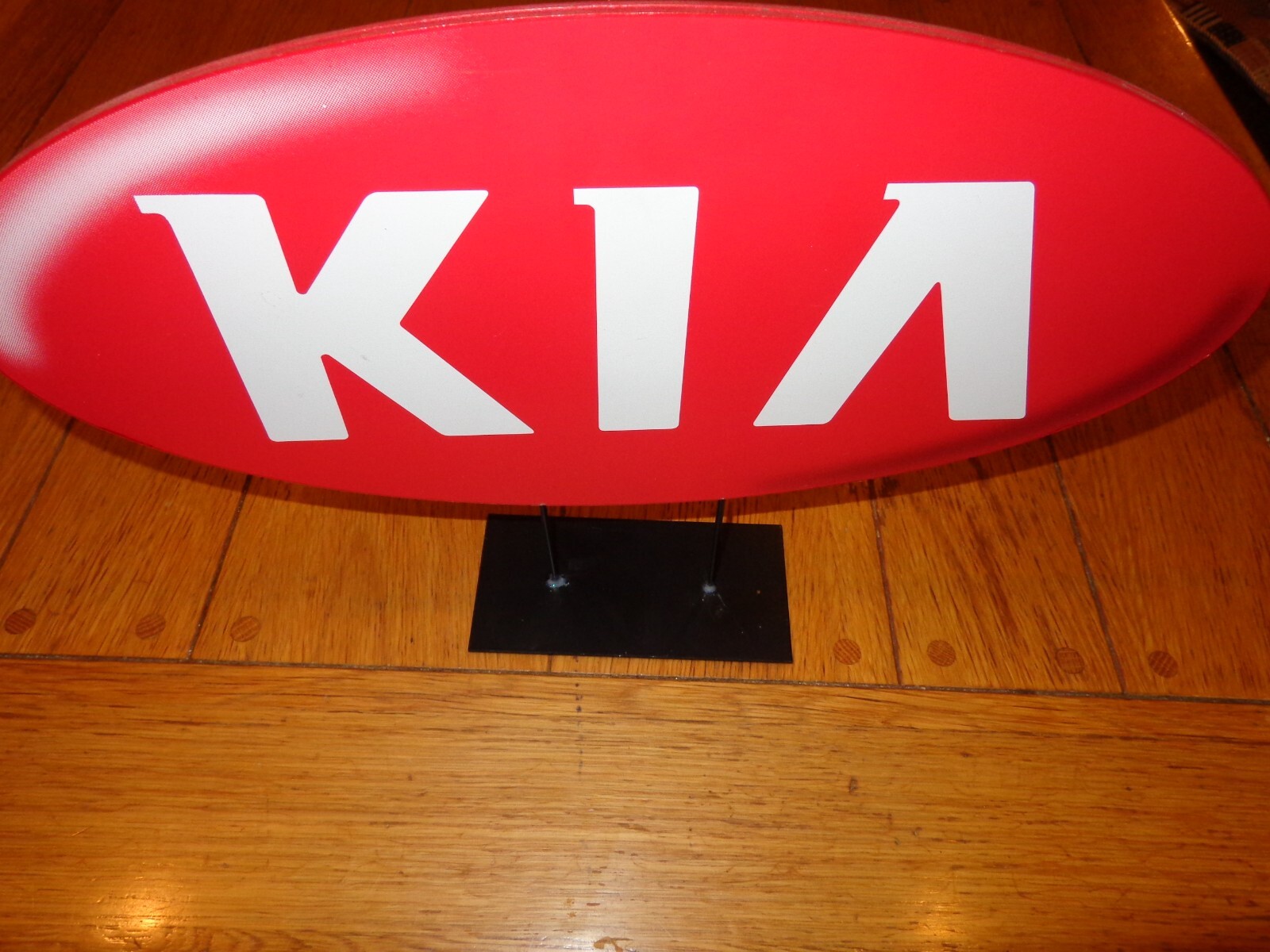 RARE VINTAGE SIGN KIA DEALERSHIP SHOWROOM DISPLAY AD. 2 SIDED – METAL BASE #422