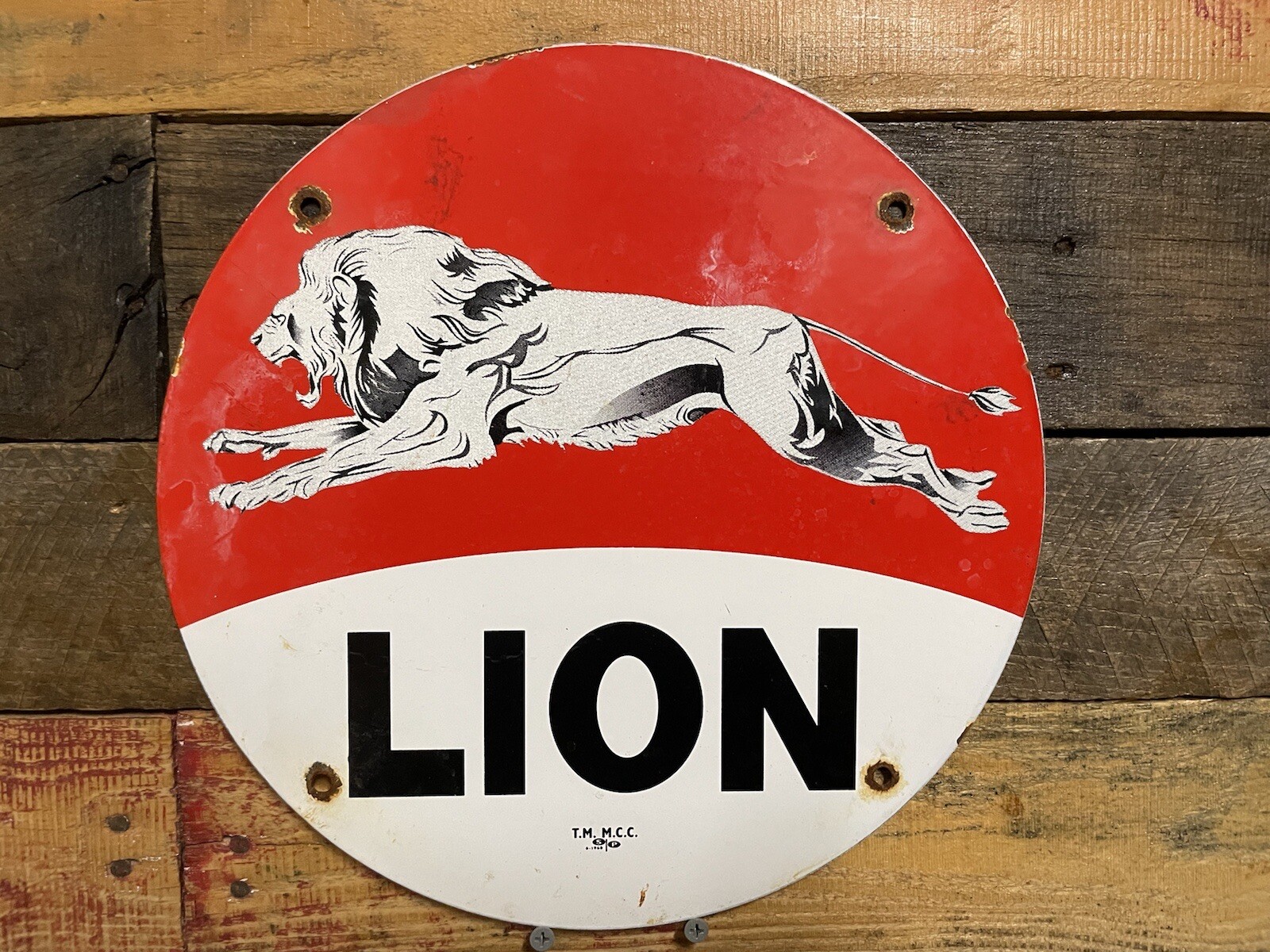 VINTAGE LION PORCELAIN SIGN GAS & OIL REPAIR GARAGE MECHANIC ADVERTISING LUBE