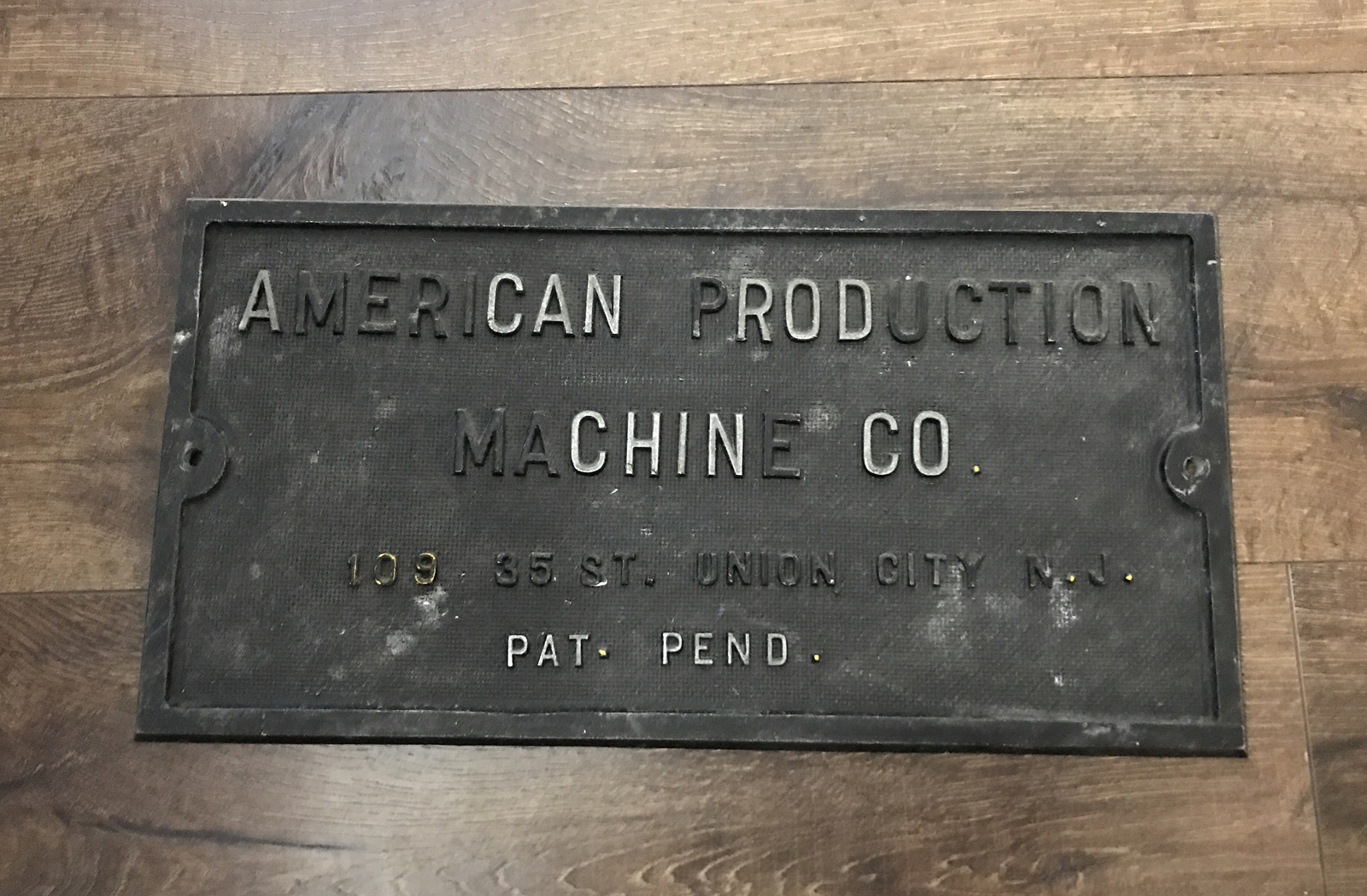 VINTAGE AMERICAN PRODUCTION MACHINE CO UNION CITY NJ ALUMINUM SIGN PLAQUE