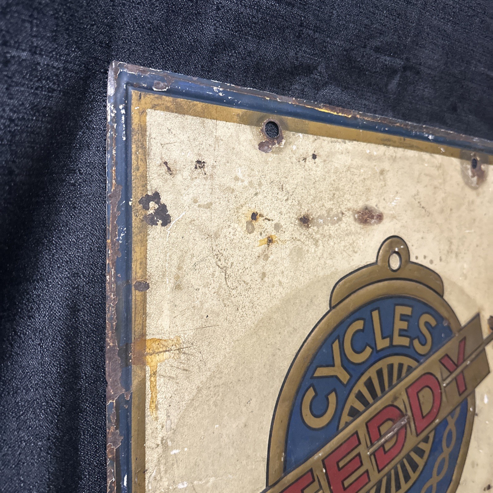 Vintage Teddy Cycles Indian Original Motorcycle Tin Sign Gas & Oil 1940s